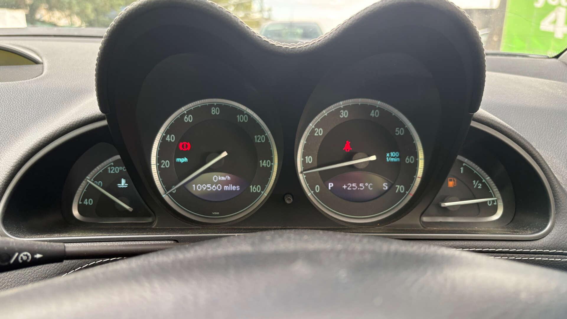 Mercedes-Benz SL view 18