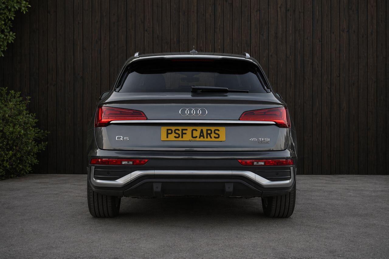 Audi Q5 view 15