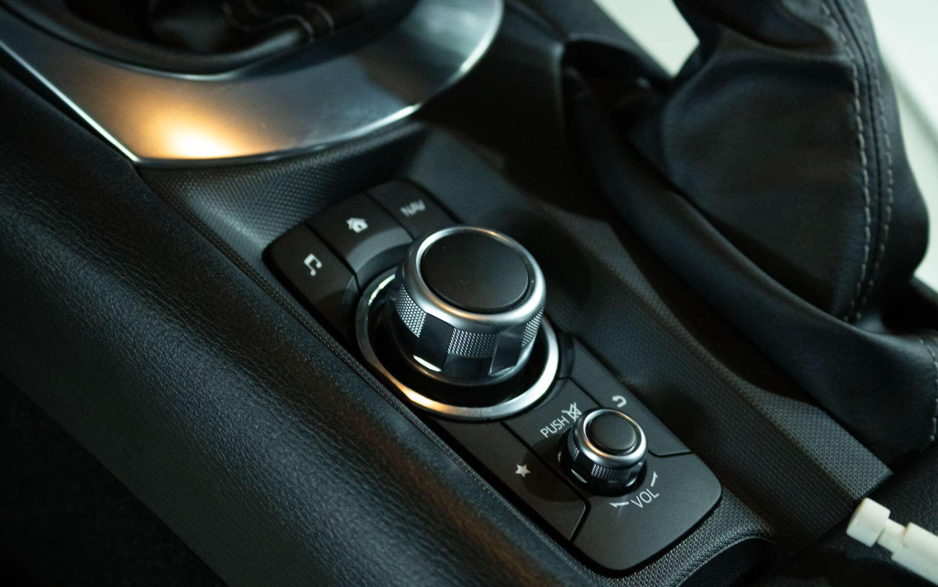 Mazda MX-5 view 27