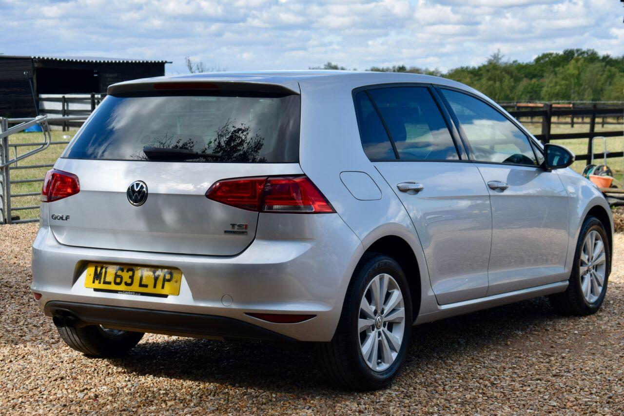 Volkswagen Golf view 14