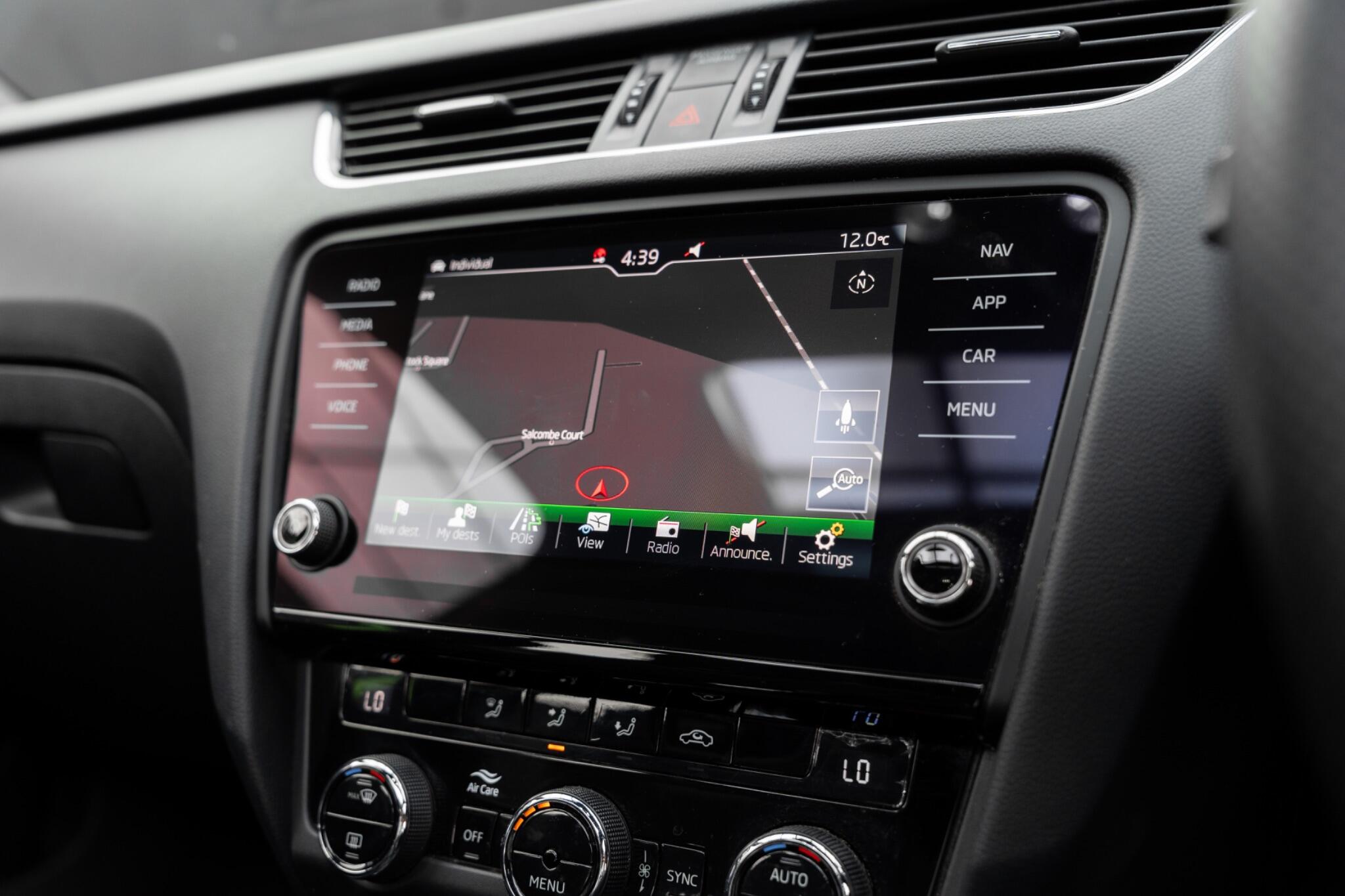 Skoda Octavia view 23