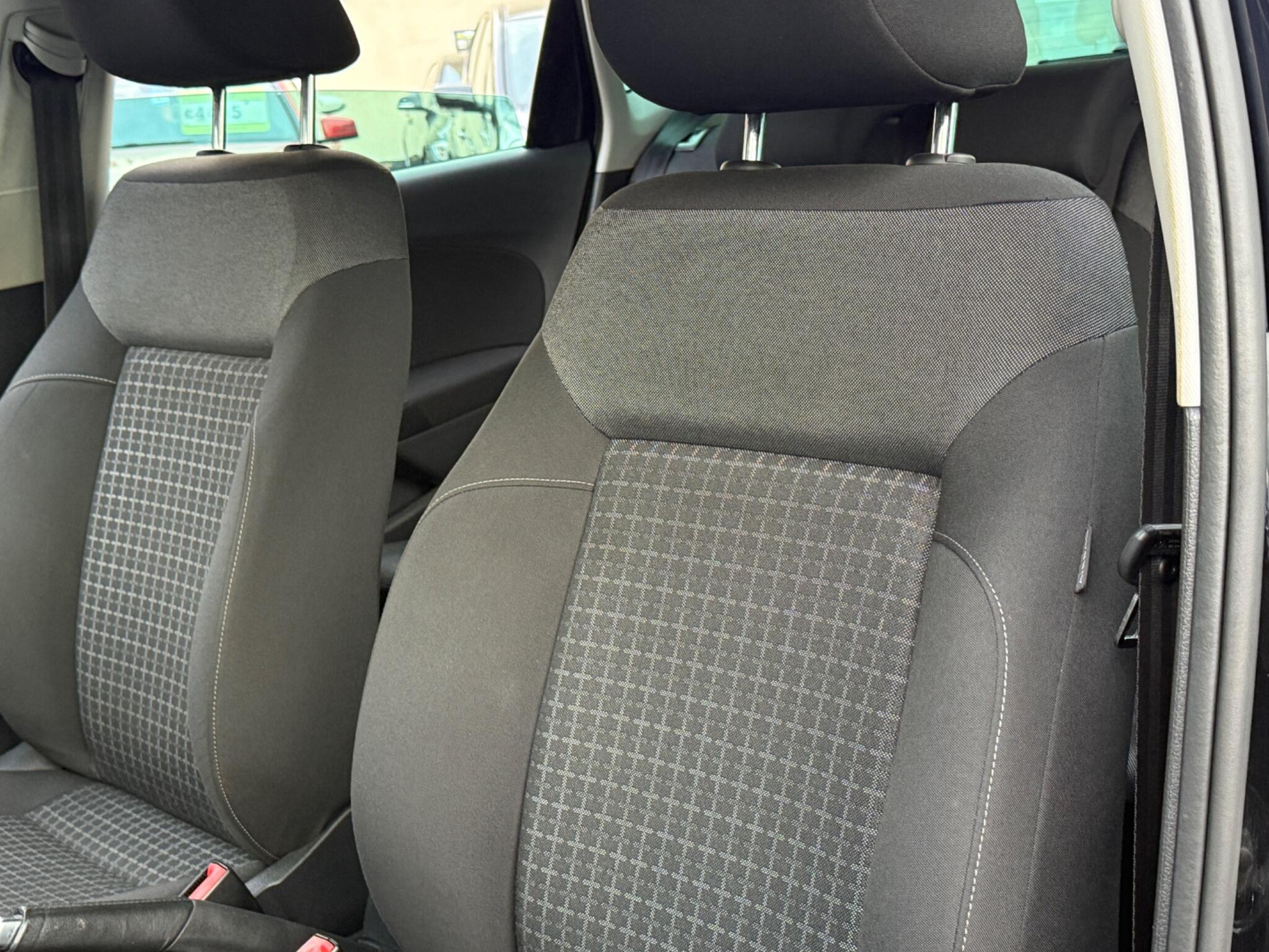 Volkswagen Polo - Image 45