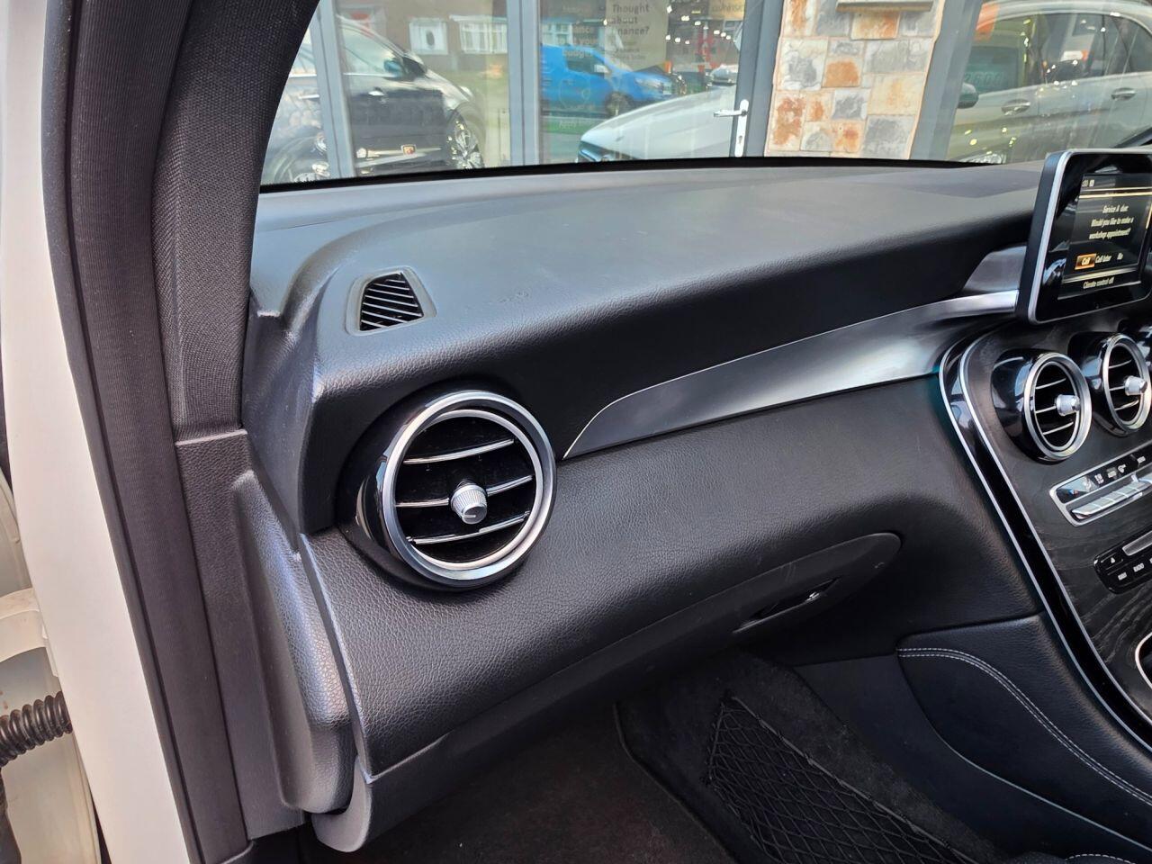Mercedes-Benz GLC view 56