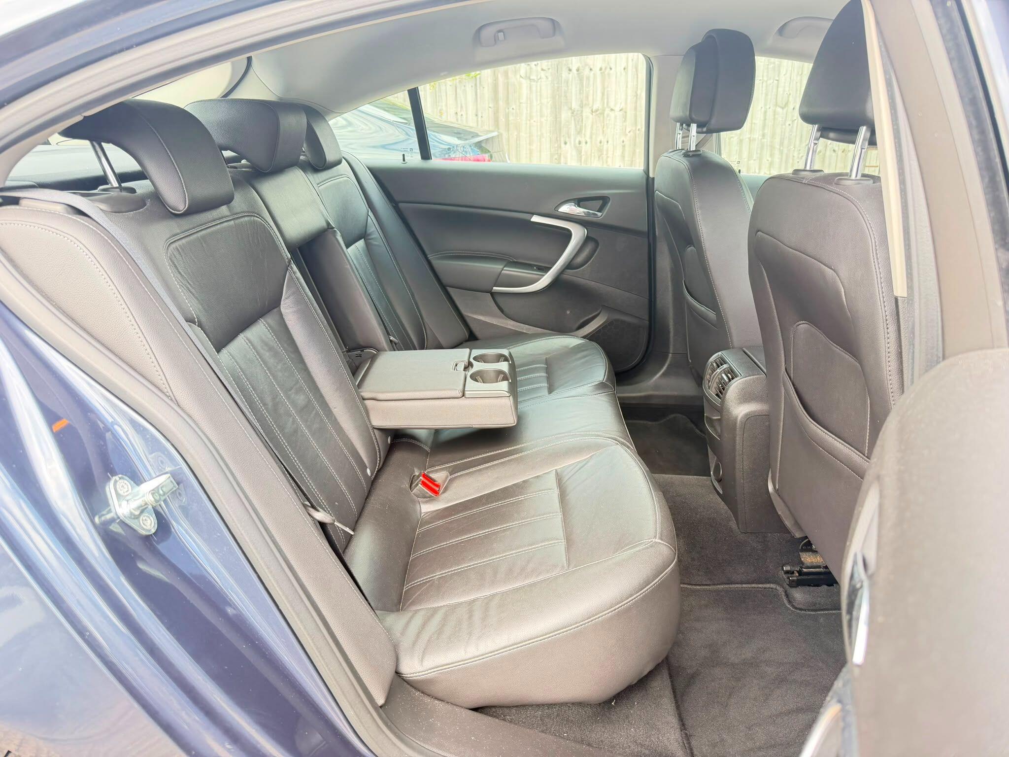 Vauxhall Insignia view 12