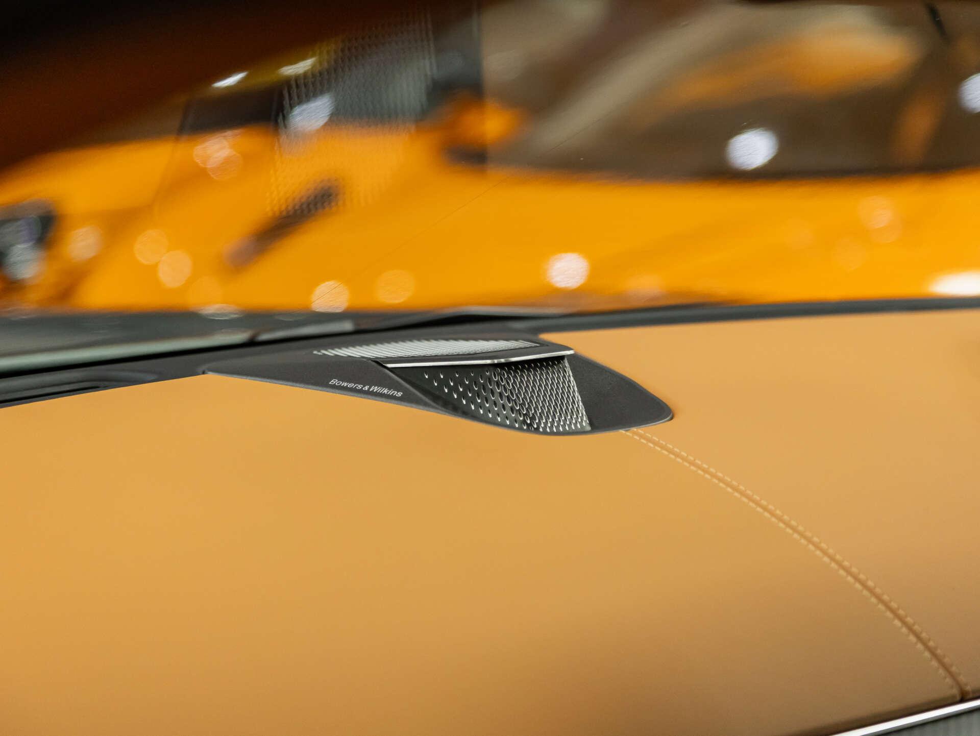 Aston Martin Vanquish view 70