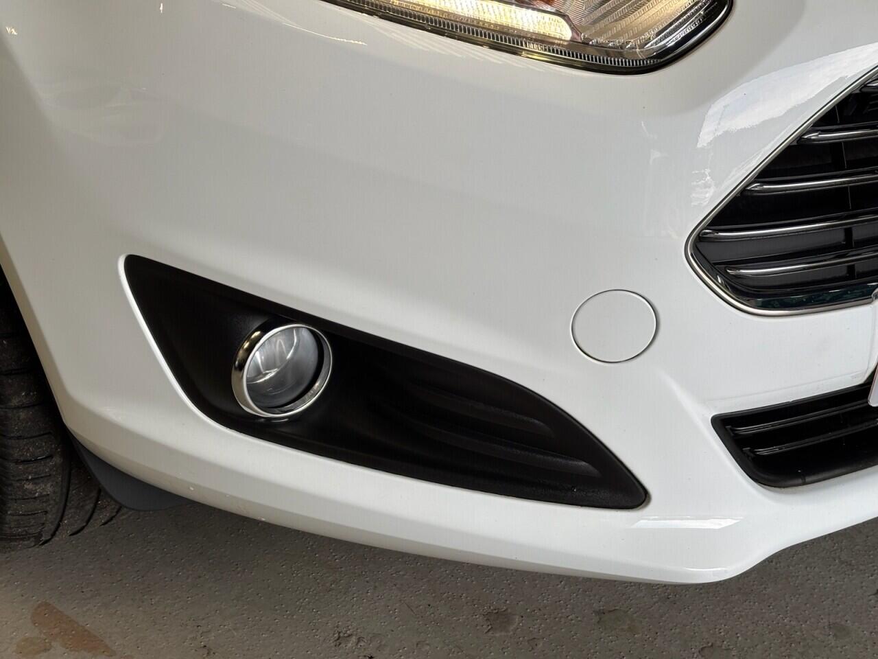 Ford Fiesta view 39