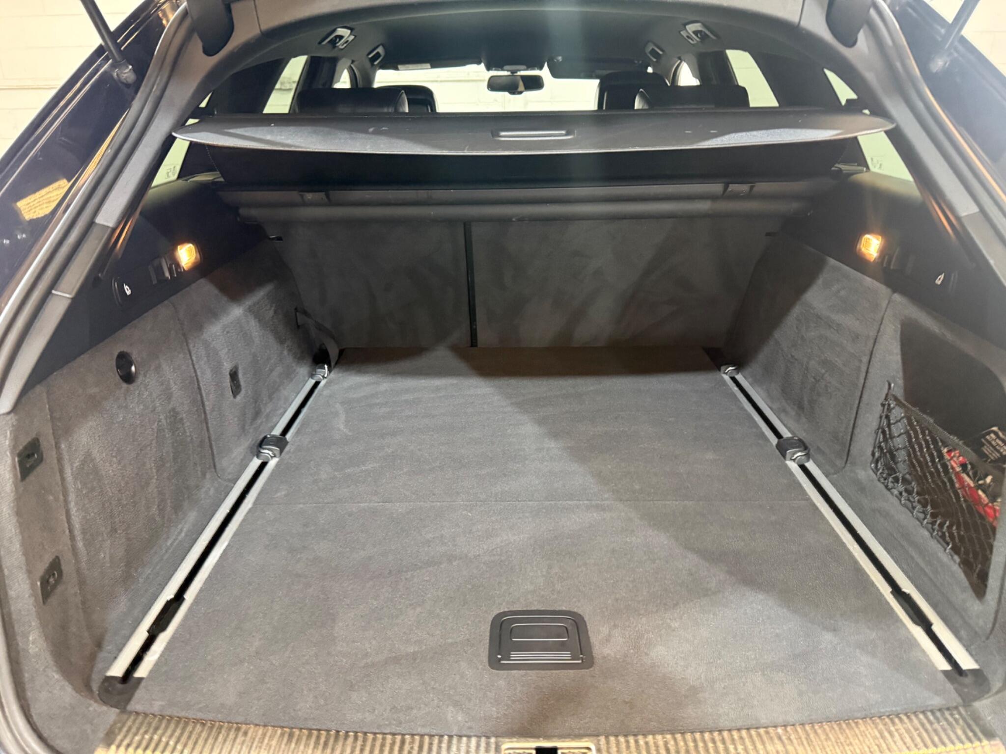 Audi A6 Avant view 56