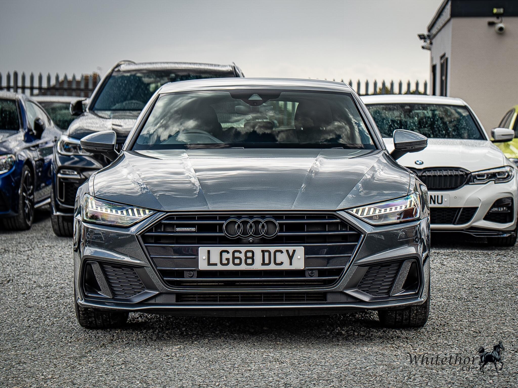 Audi A7 view 2