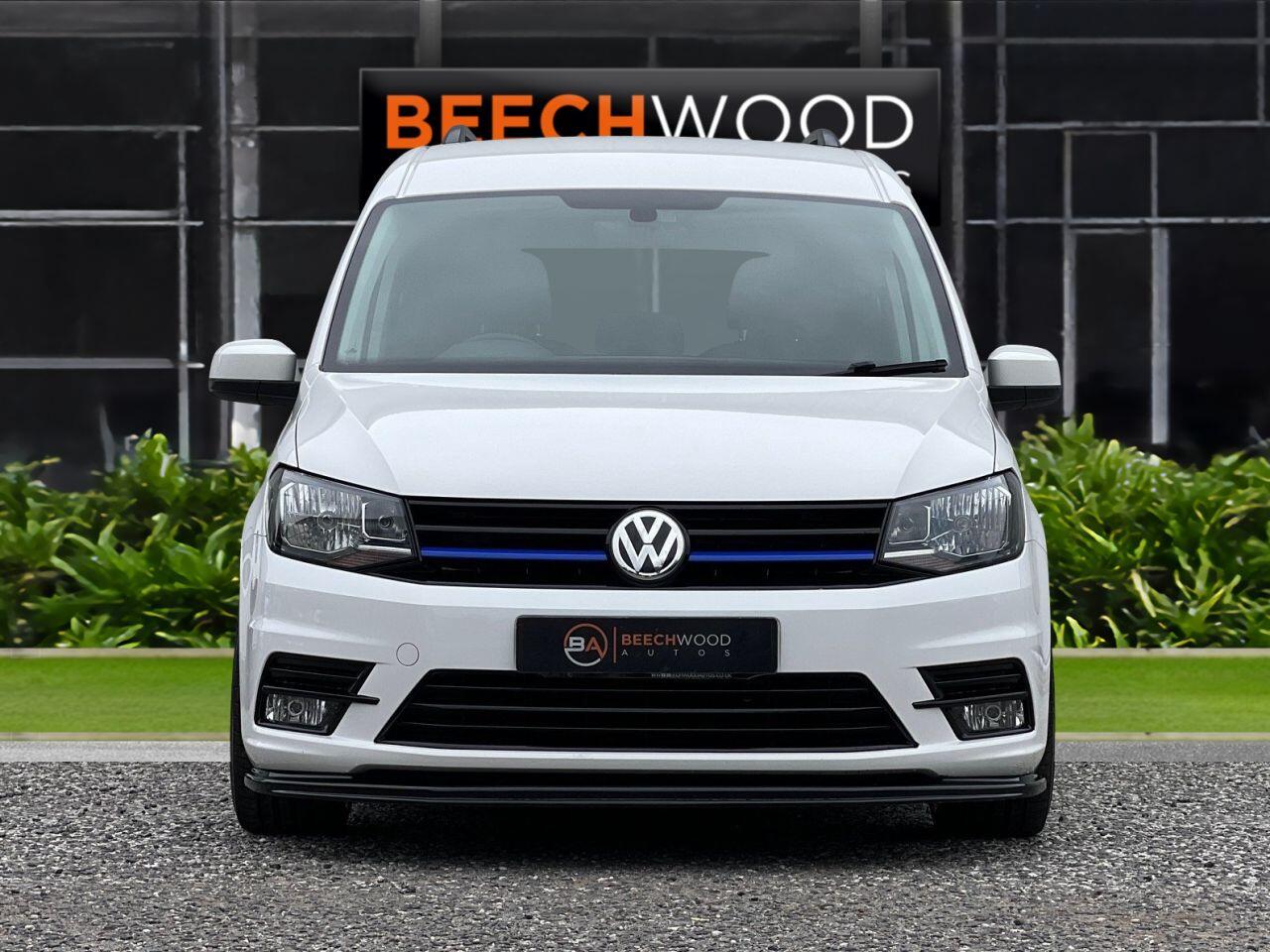 Volkswagen Caddy Maxi Life view 3