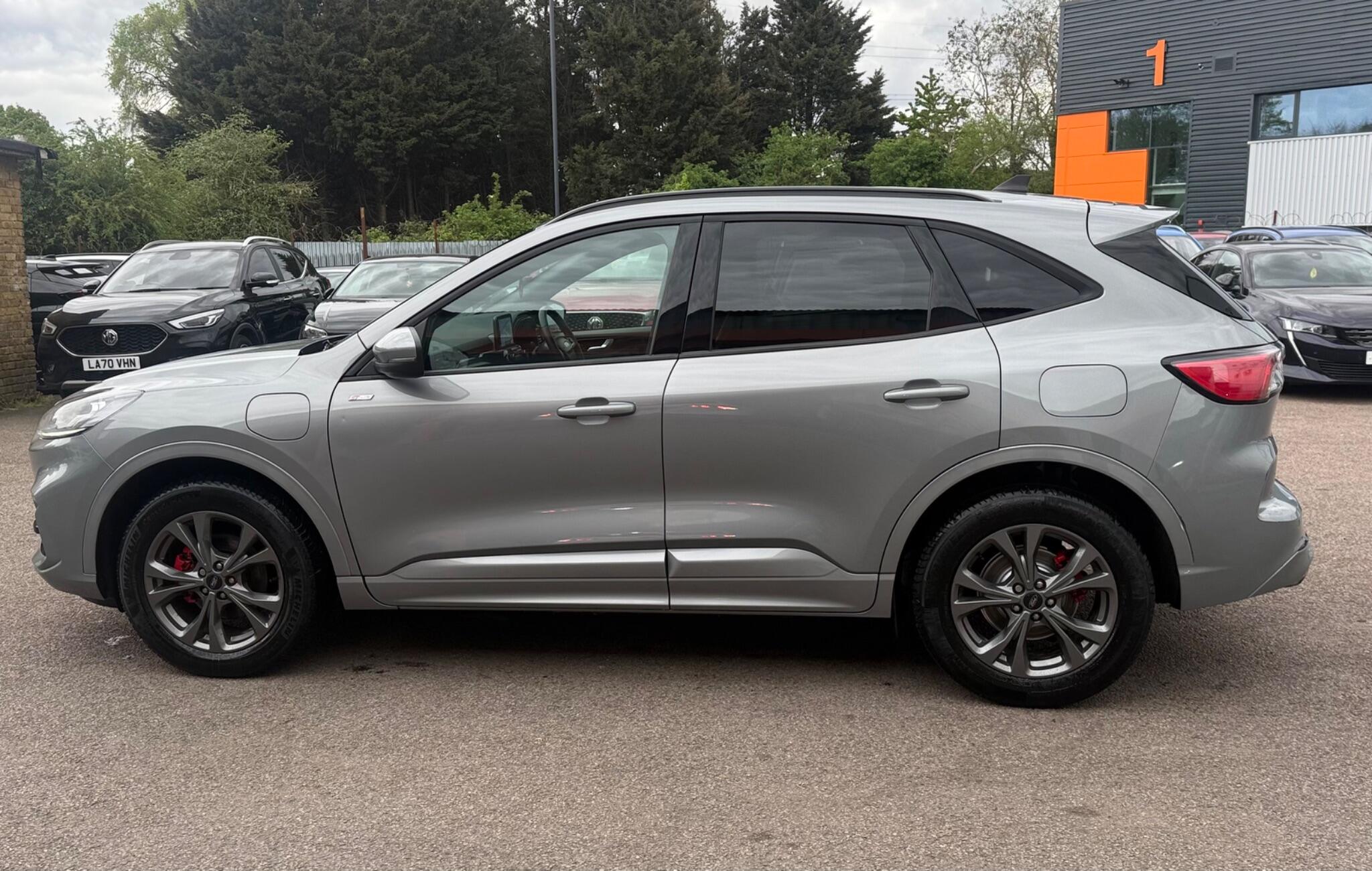 Ford Kuga view 4