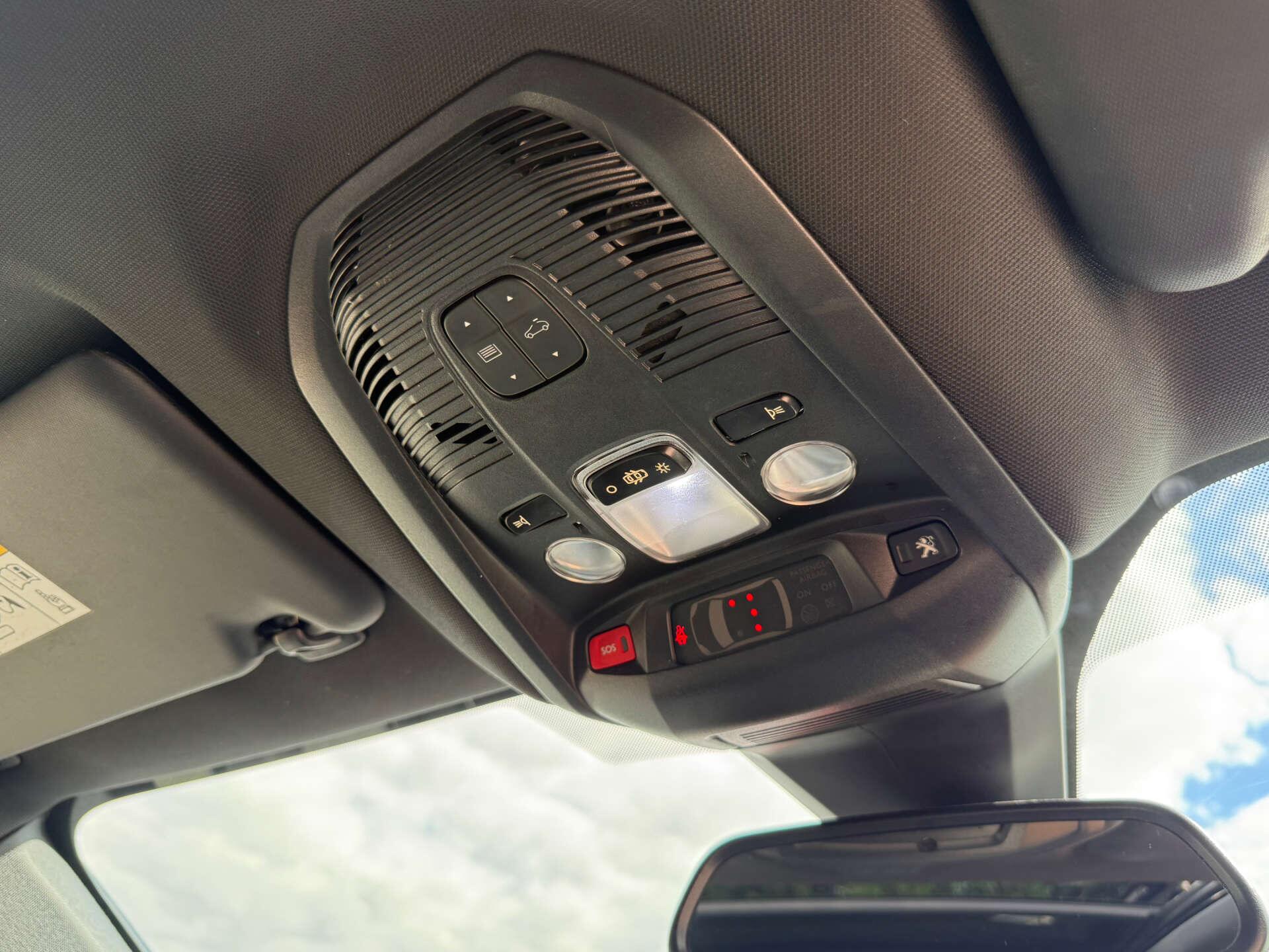 Peugeot 3008 view 64