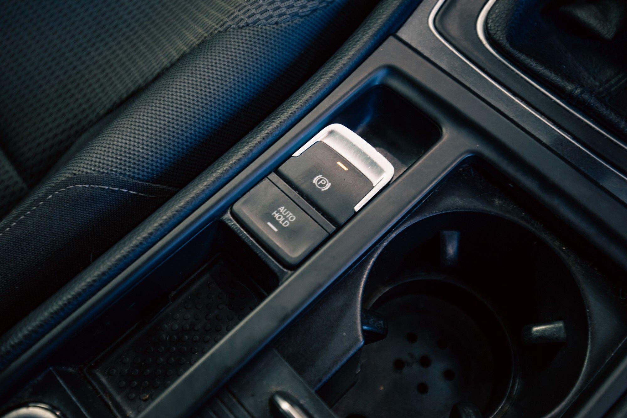 Volkswagen Golf view 21