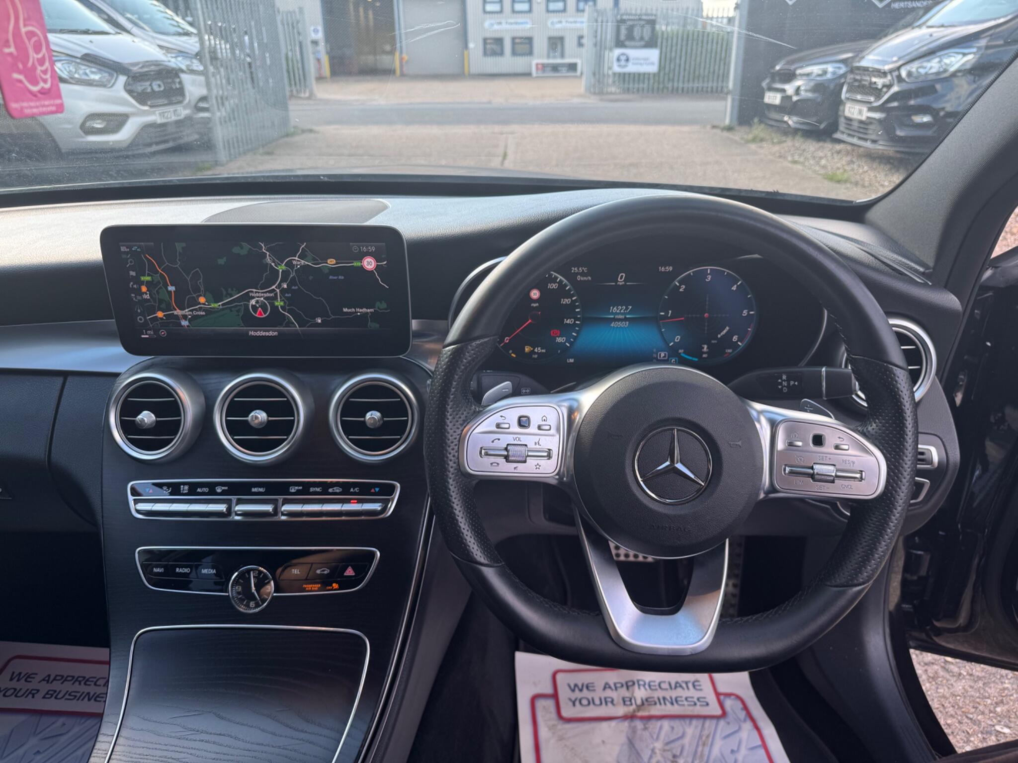 Mercedes-Benz C Class view 8