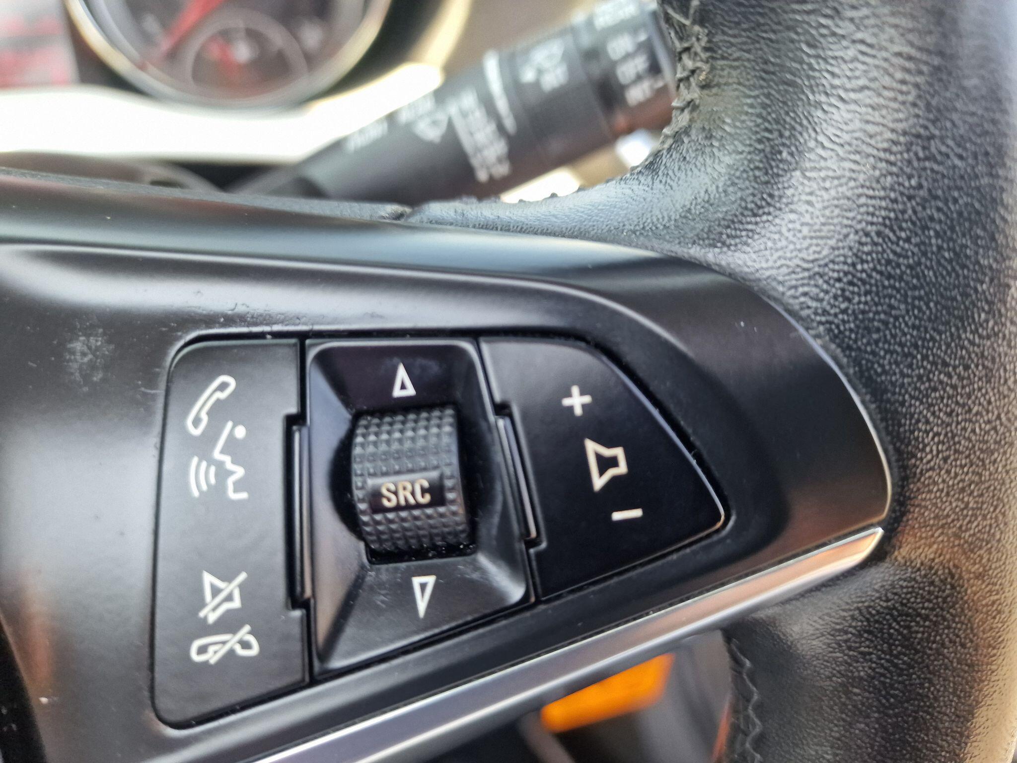 Vauxhall Adam view 38