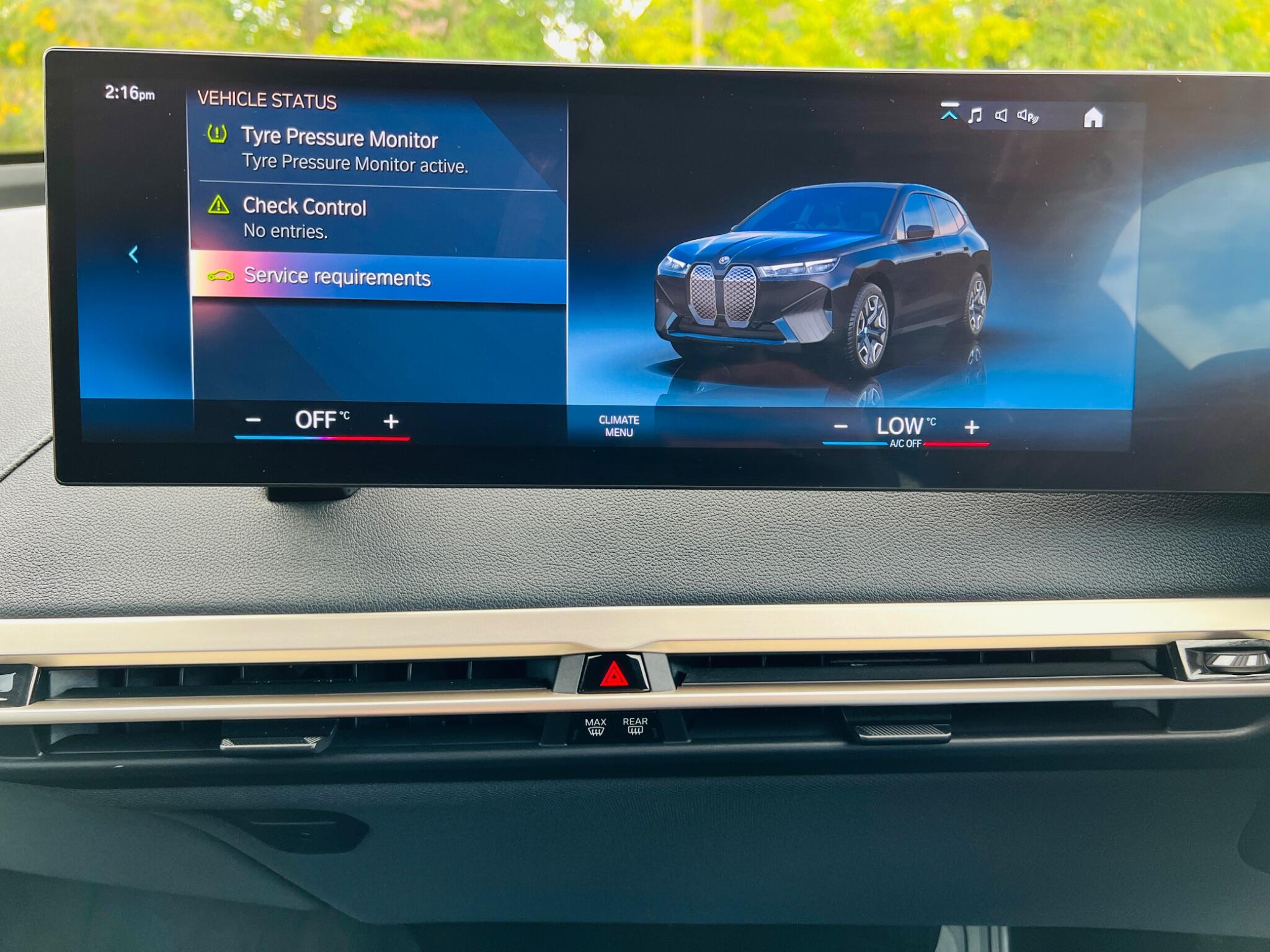 2022 BMW iX 40 76.6kWh M Sport Auto xDrive 5dr • 23,495 miles image 54