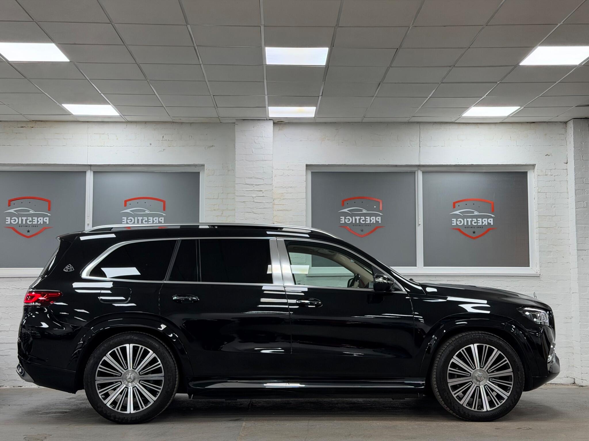 Mercedes-Benz GLS view 29