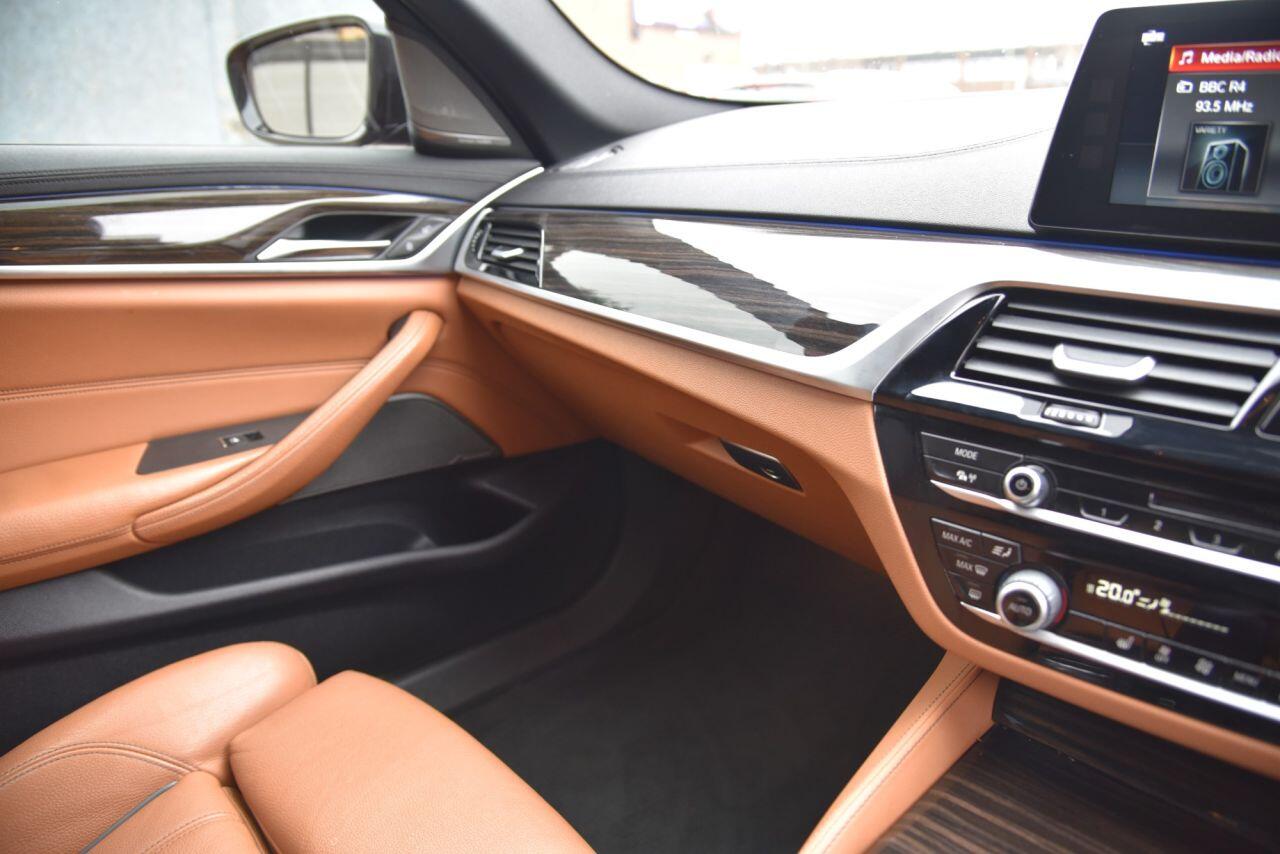 BMW 5 Series view 53