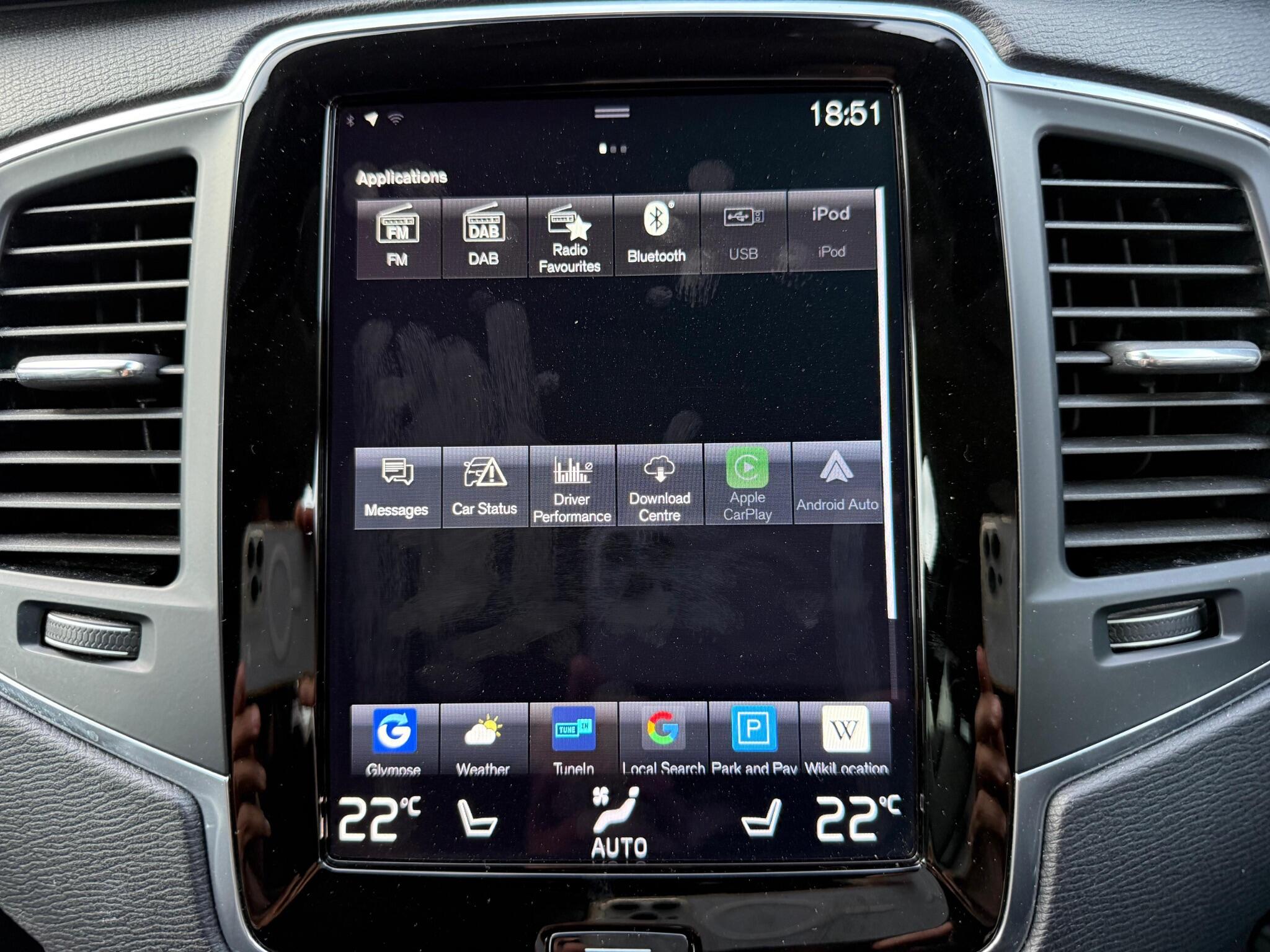 Volvo XC90 view 12