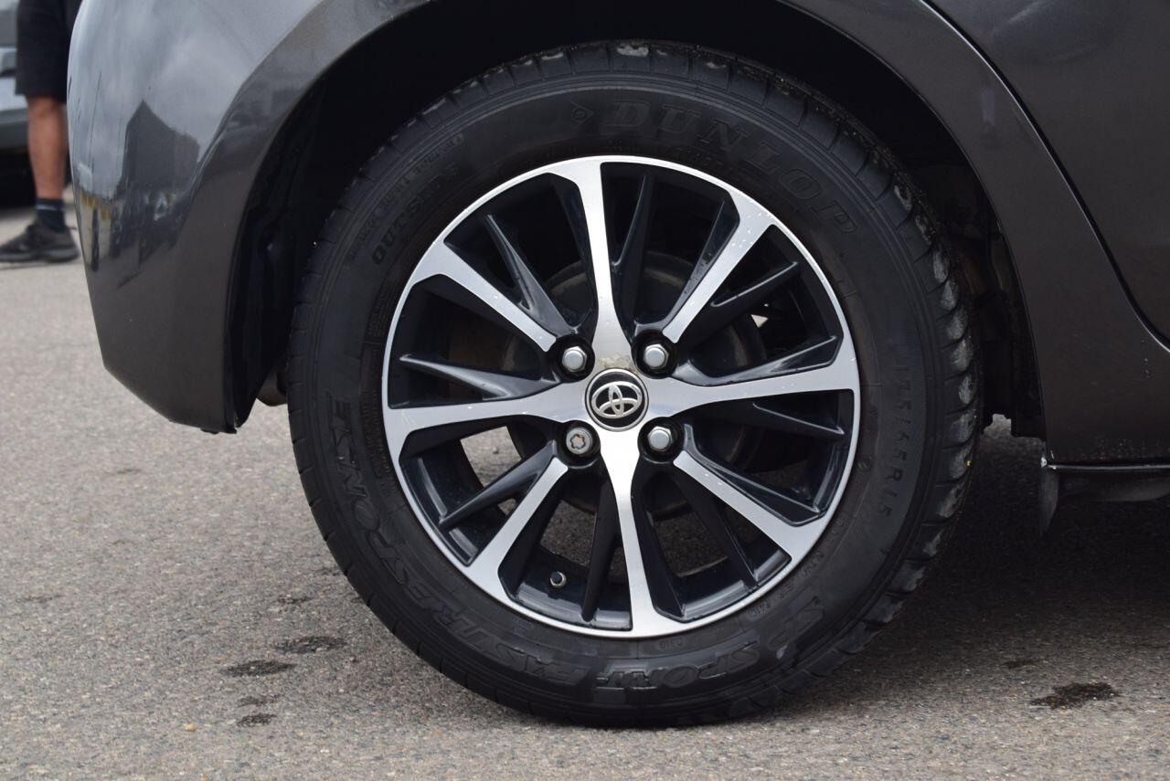 Toyota Yaris view 10