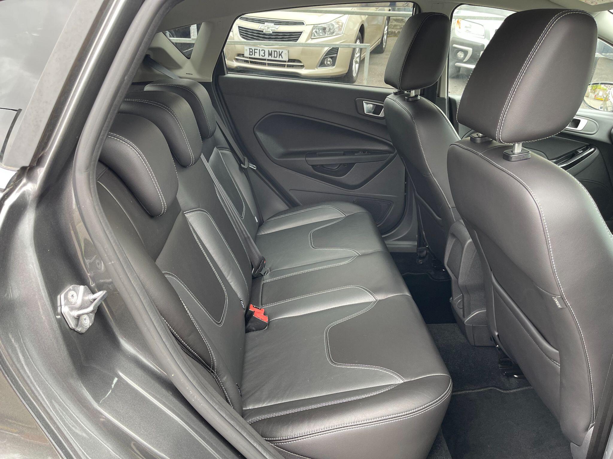 Ford Fiesta view 30