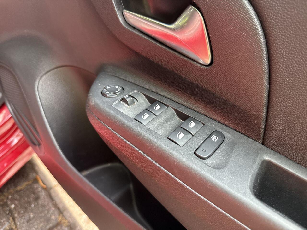 Vauxhall Corsa view 13