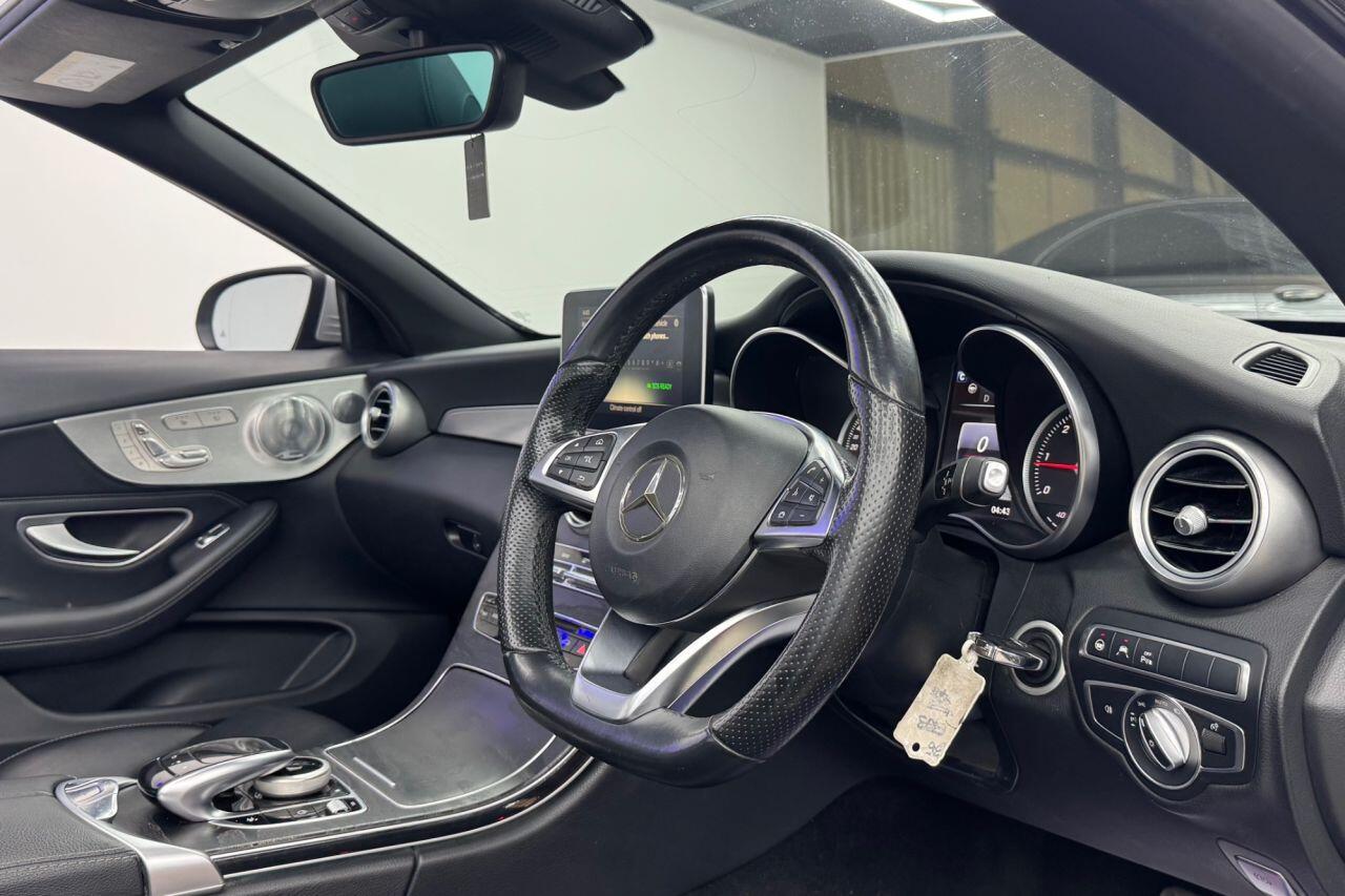 Mercedes-Benz C-Class view 20