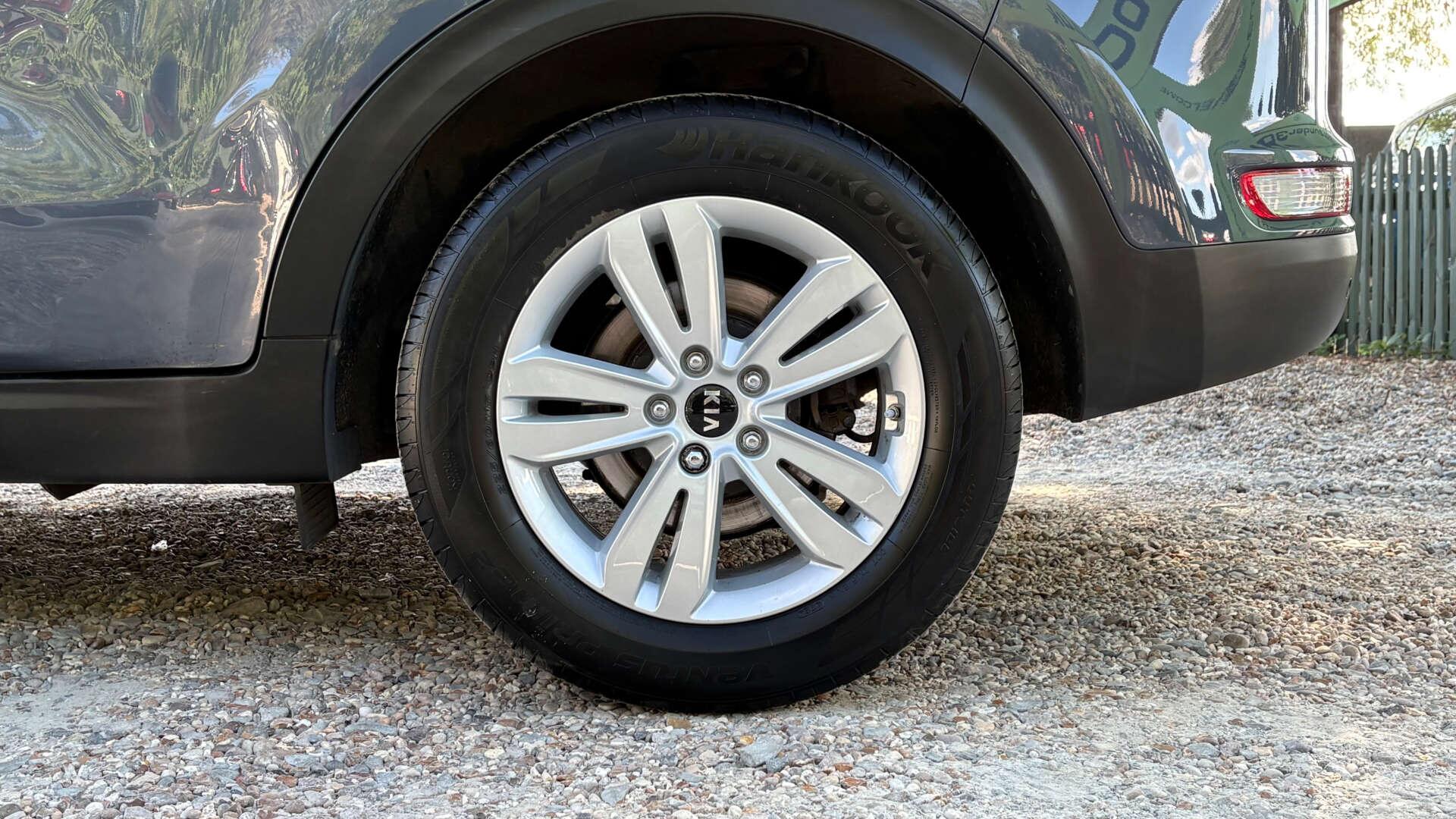 Kia Sportage view 33