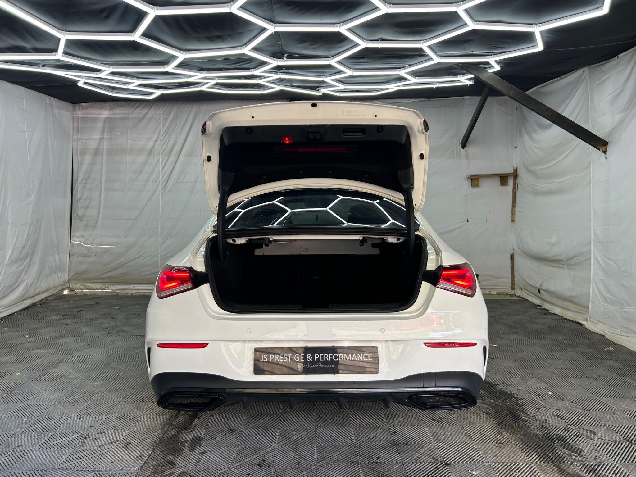 Mercedes-Benz Cla view 8