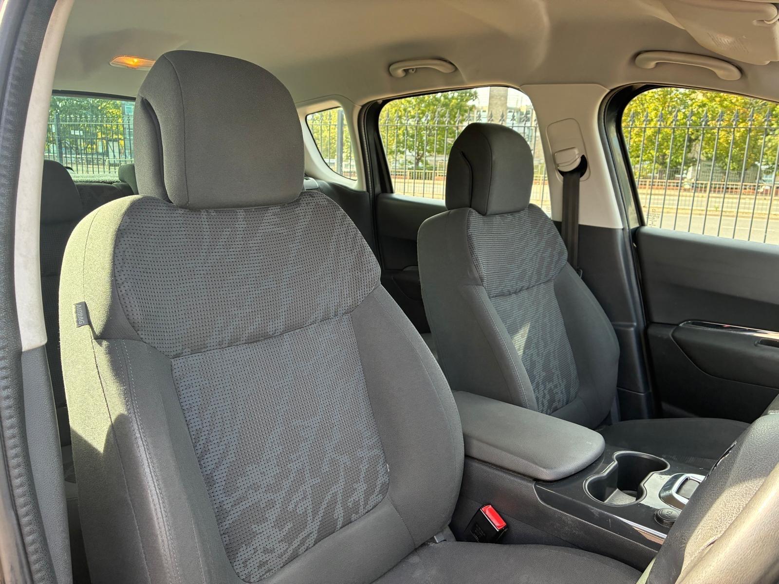 Peugeot 3008 view 13