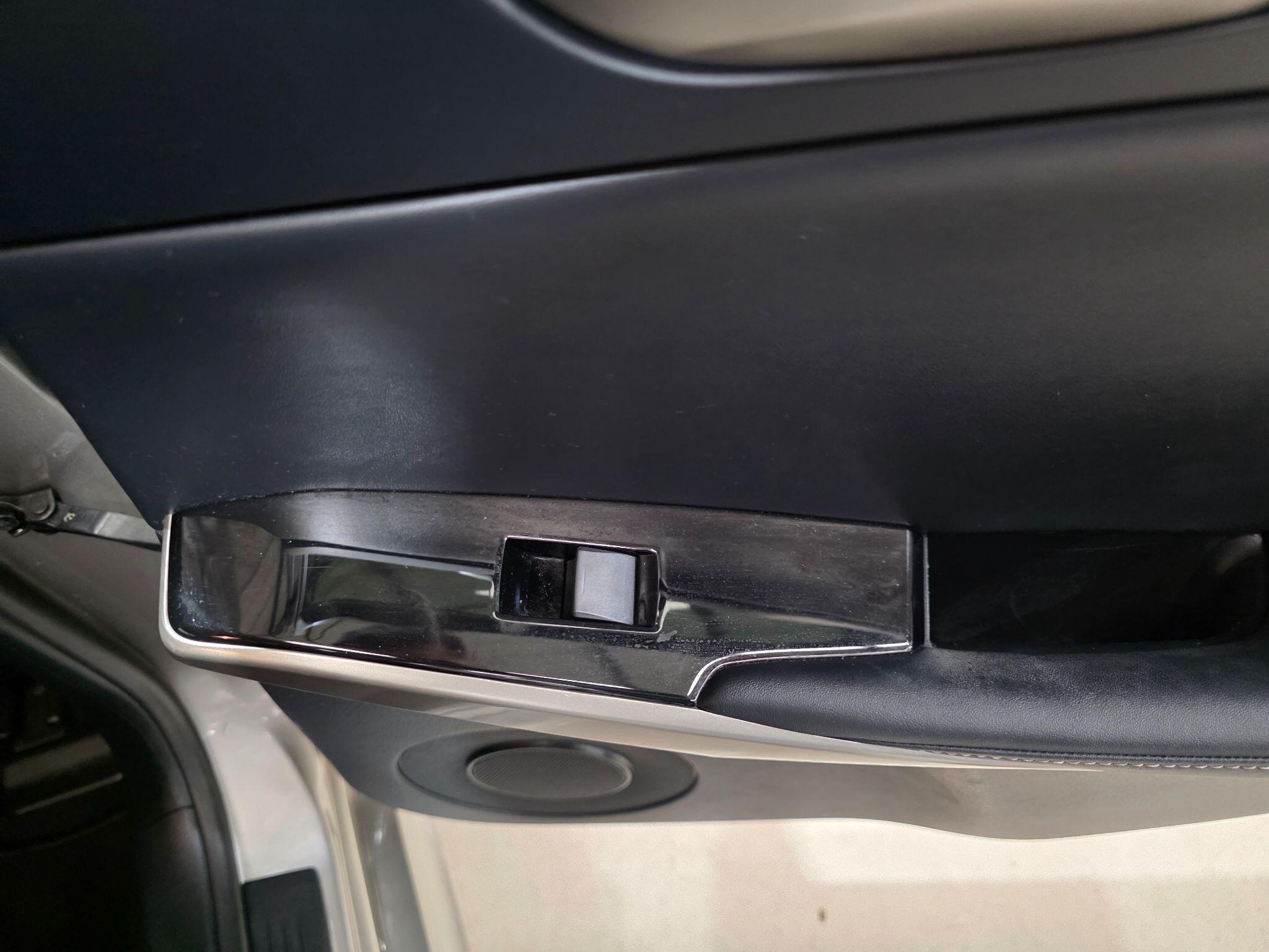 Lexus Is view 21