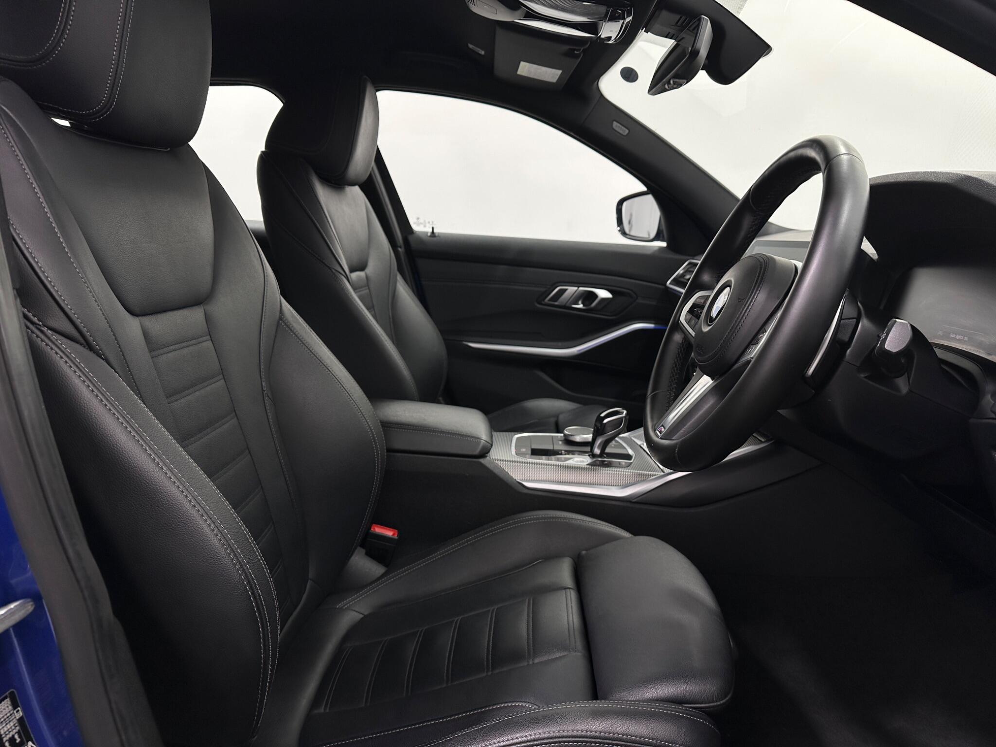 BMW 3 Series view 31