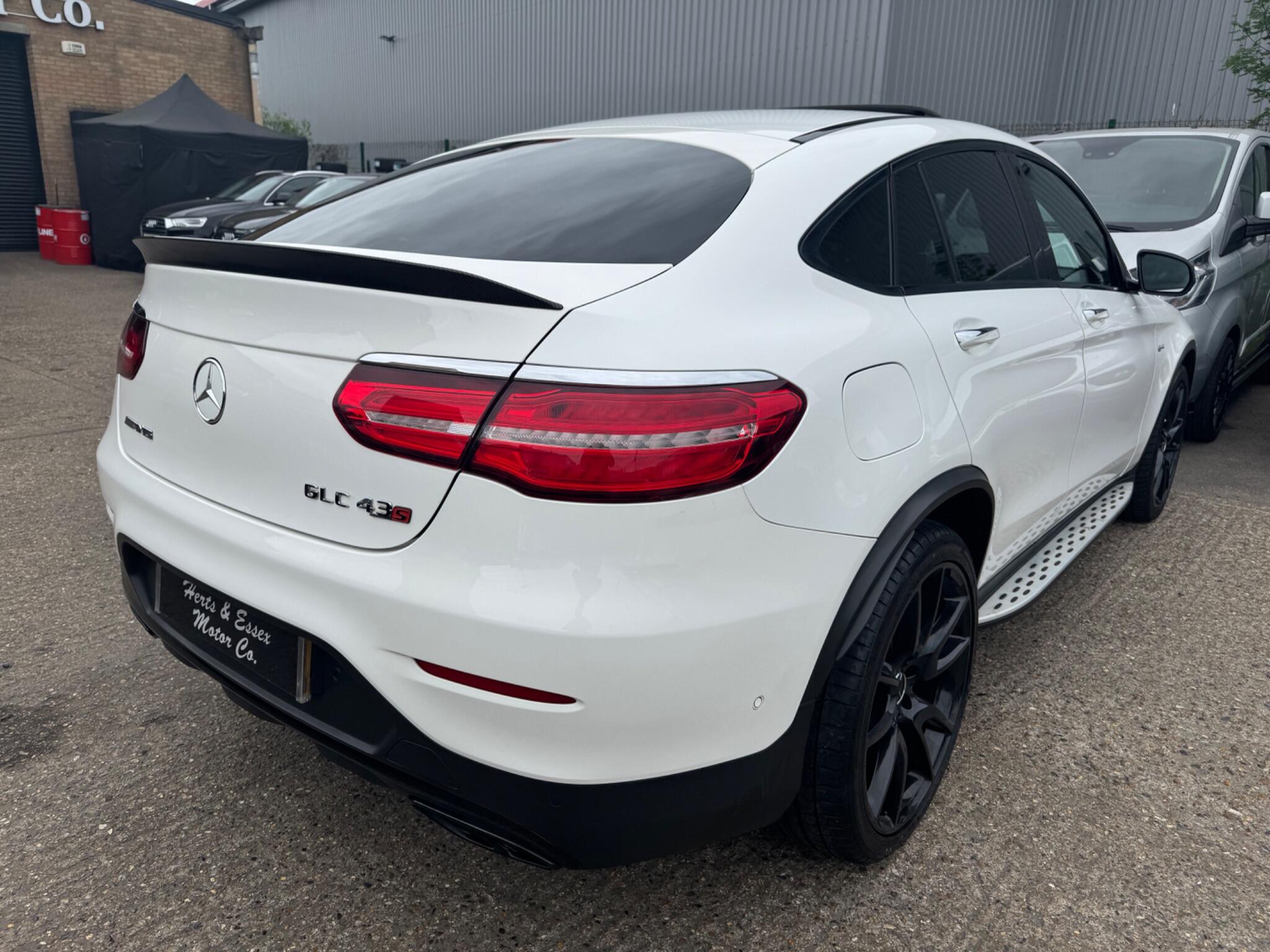 Mercedes-Benz GLC view 15