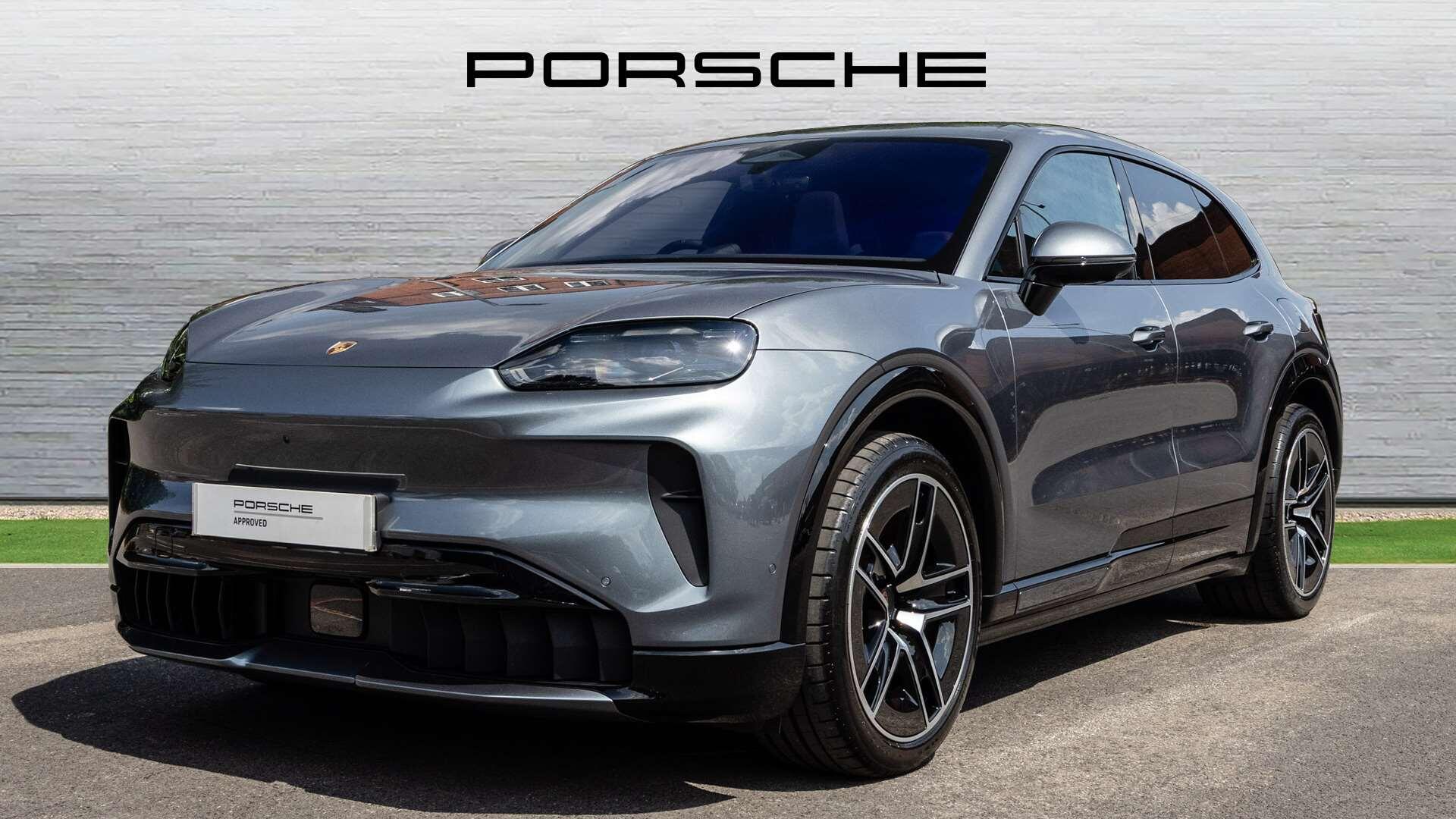Porsche Cayenne view 7