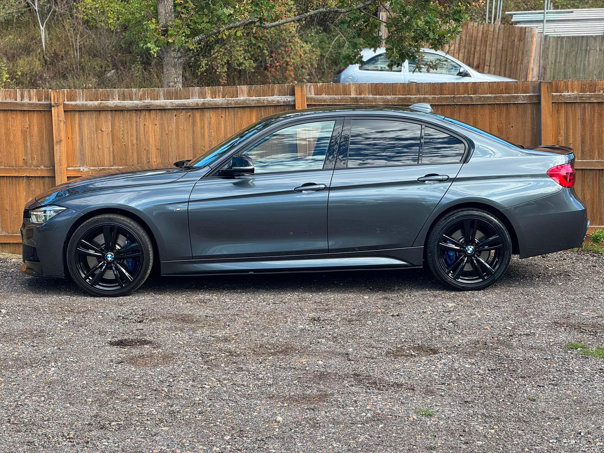 BMW 3 Series view 8