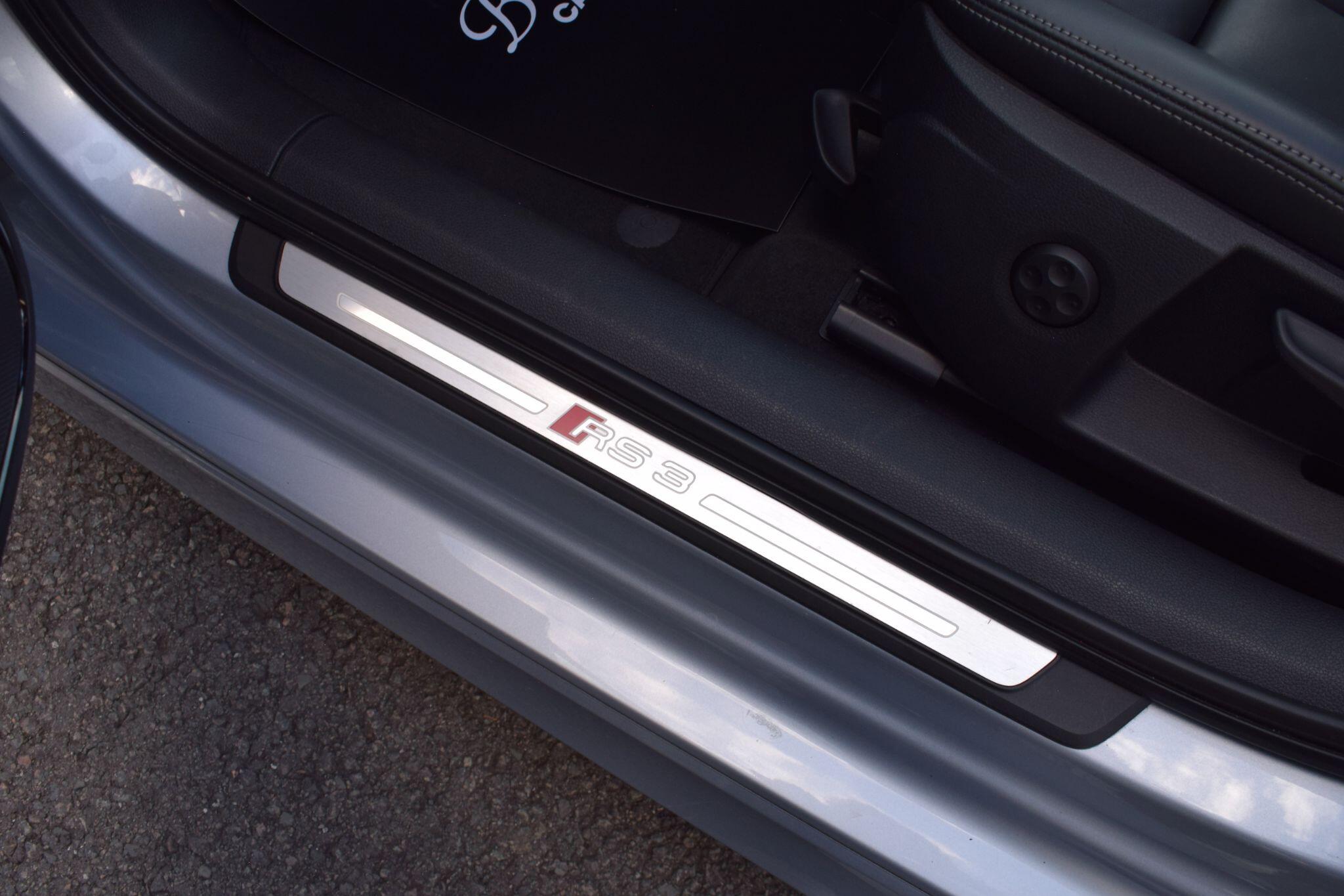Audi RS3 view 19