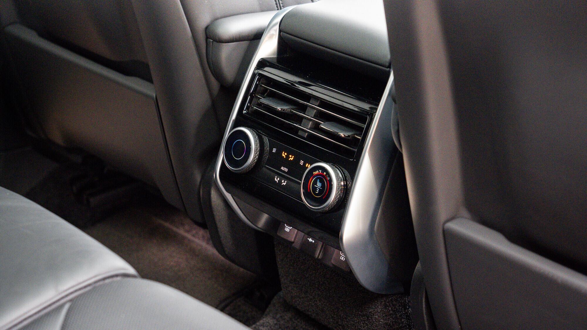 Land Rover Range Rover view 20