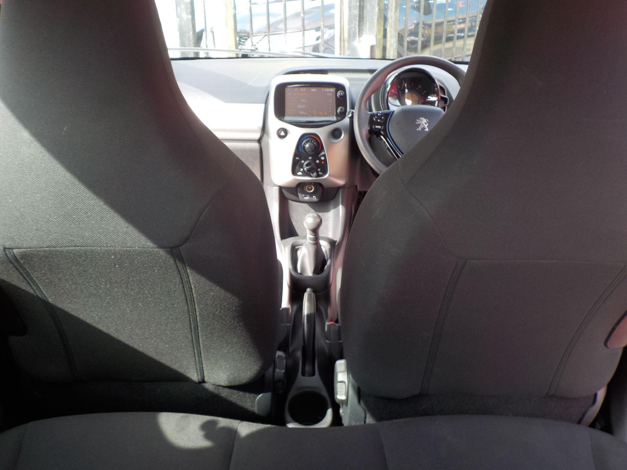 Peugeot 108 1.0 Active Euro 6 5dr