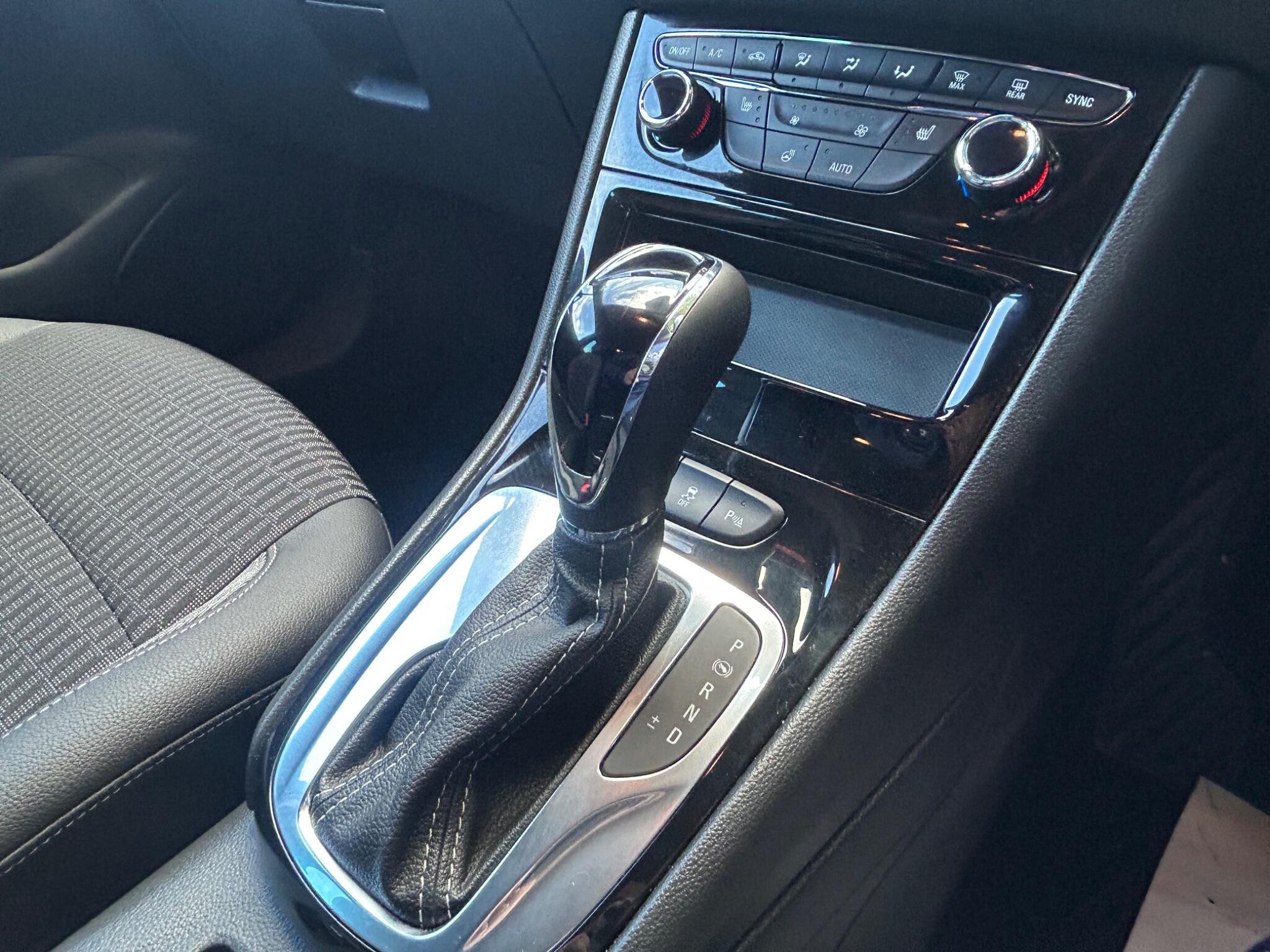 Vauxhall Astra view 24
