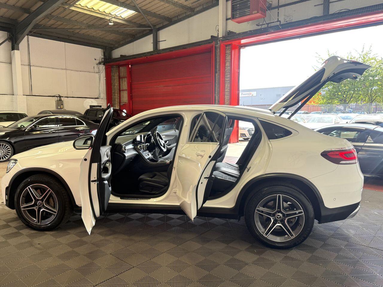 Mercedes-Benz GLC view 13