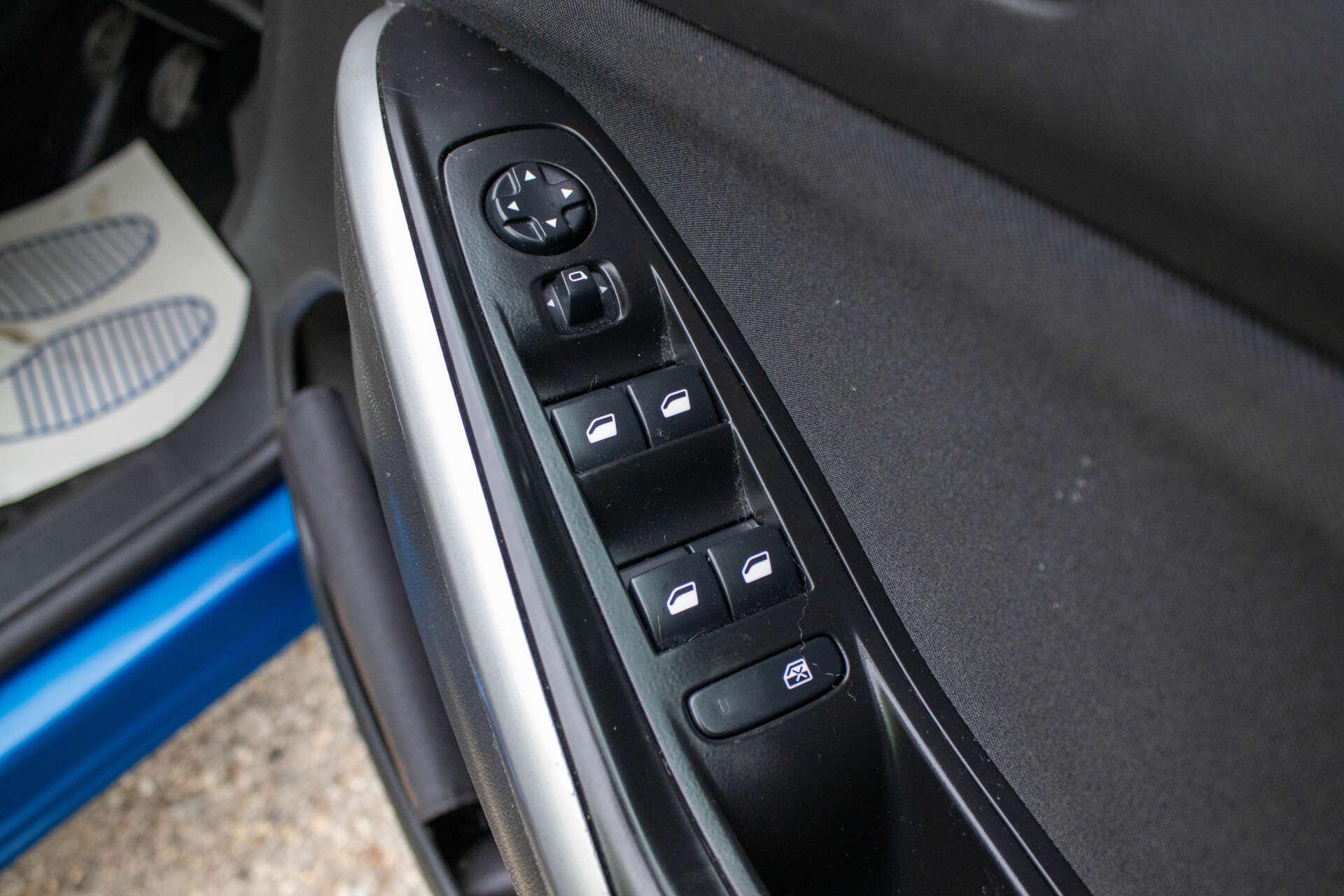 Vauxhall Grandland X view 33