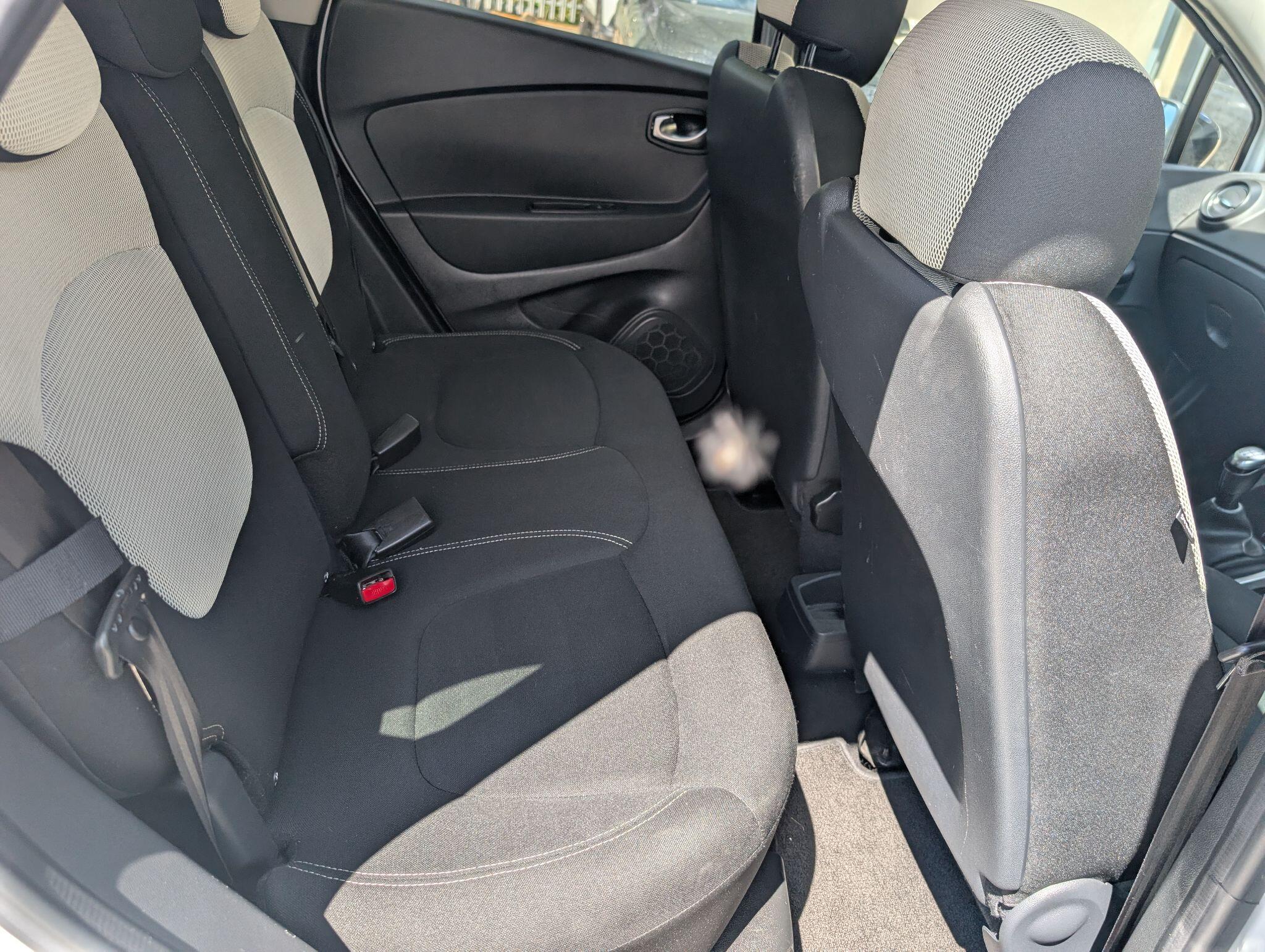 Renault Captur view 16