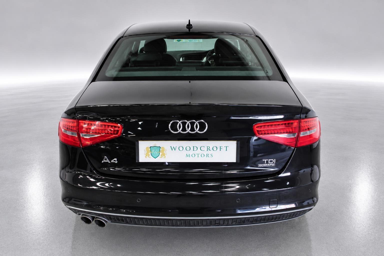 Audi A4 view 14