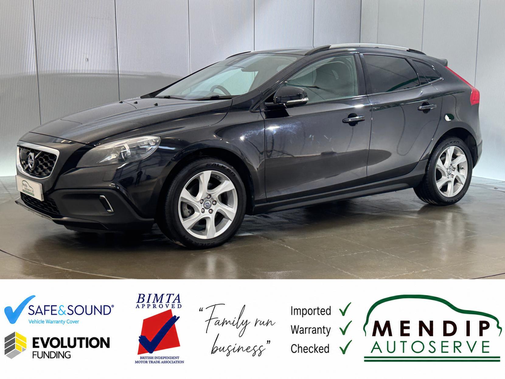 Volvo V40 Cross Country view 2