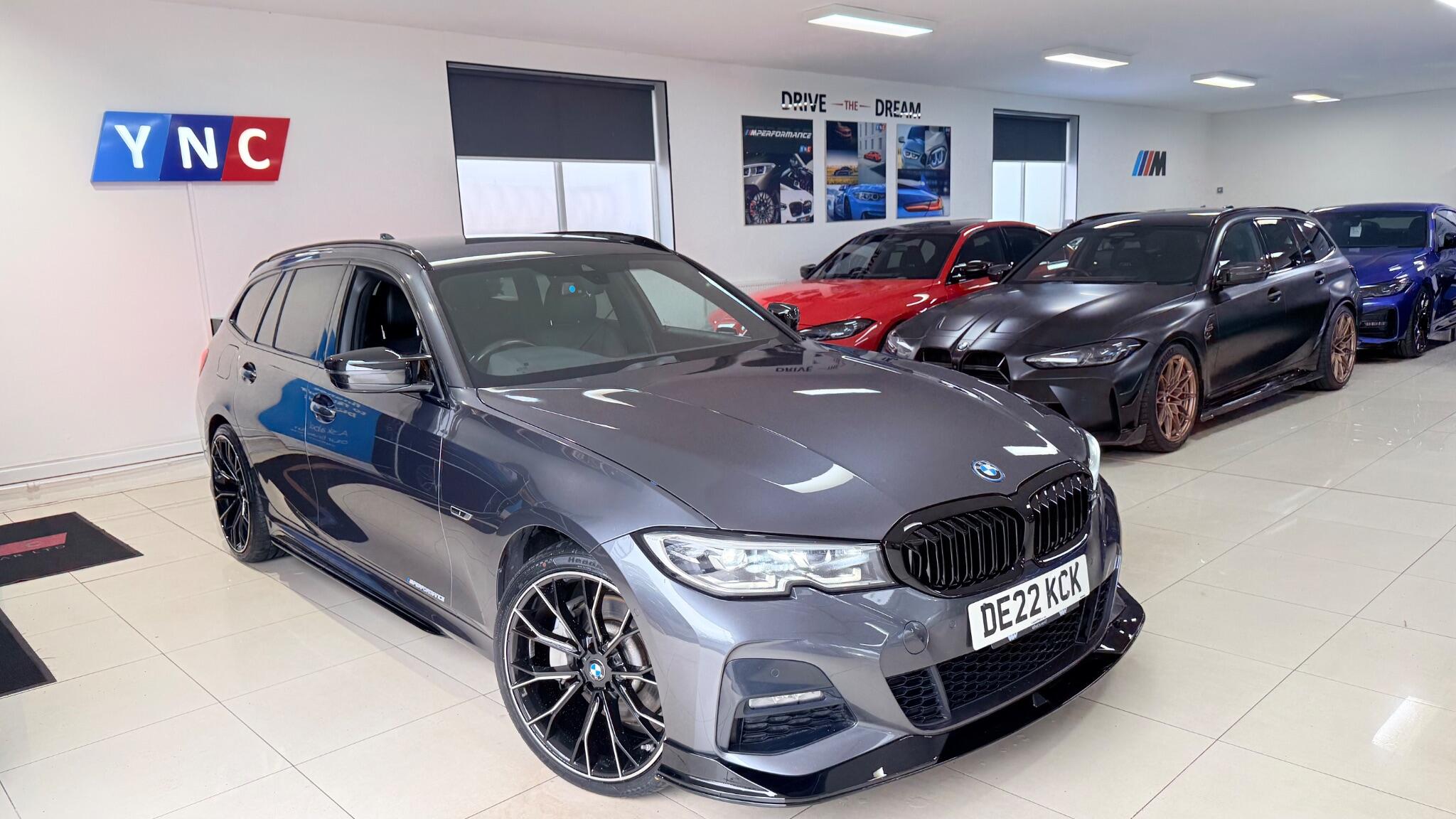 BMW 3 Series view 27