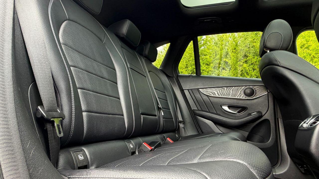 Mercedes-Benz GLC view 13