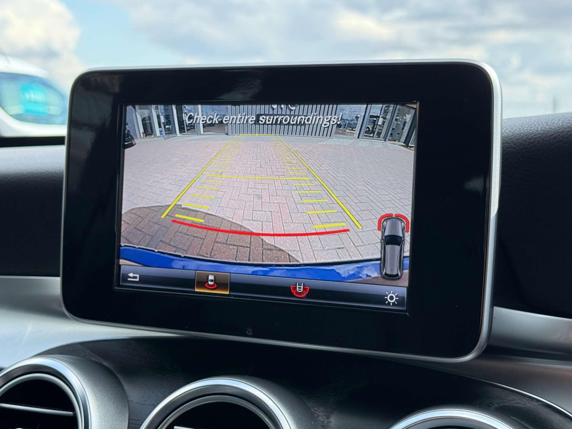 Mercedes-Benz C-Class view 52