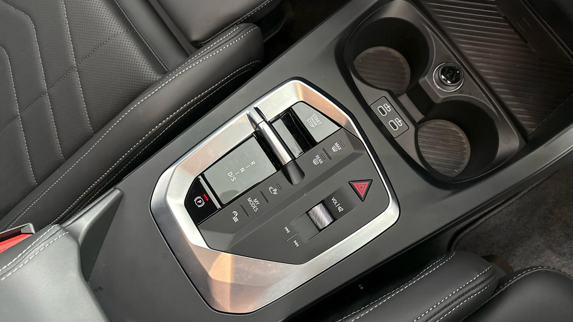 BMW 2 Series view 10