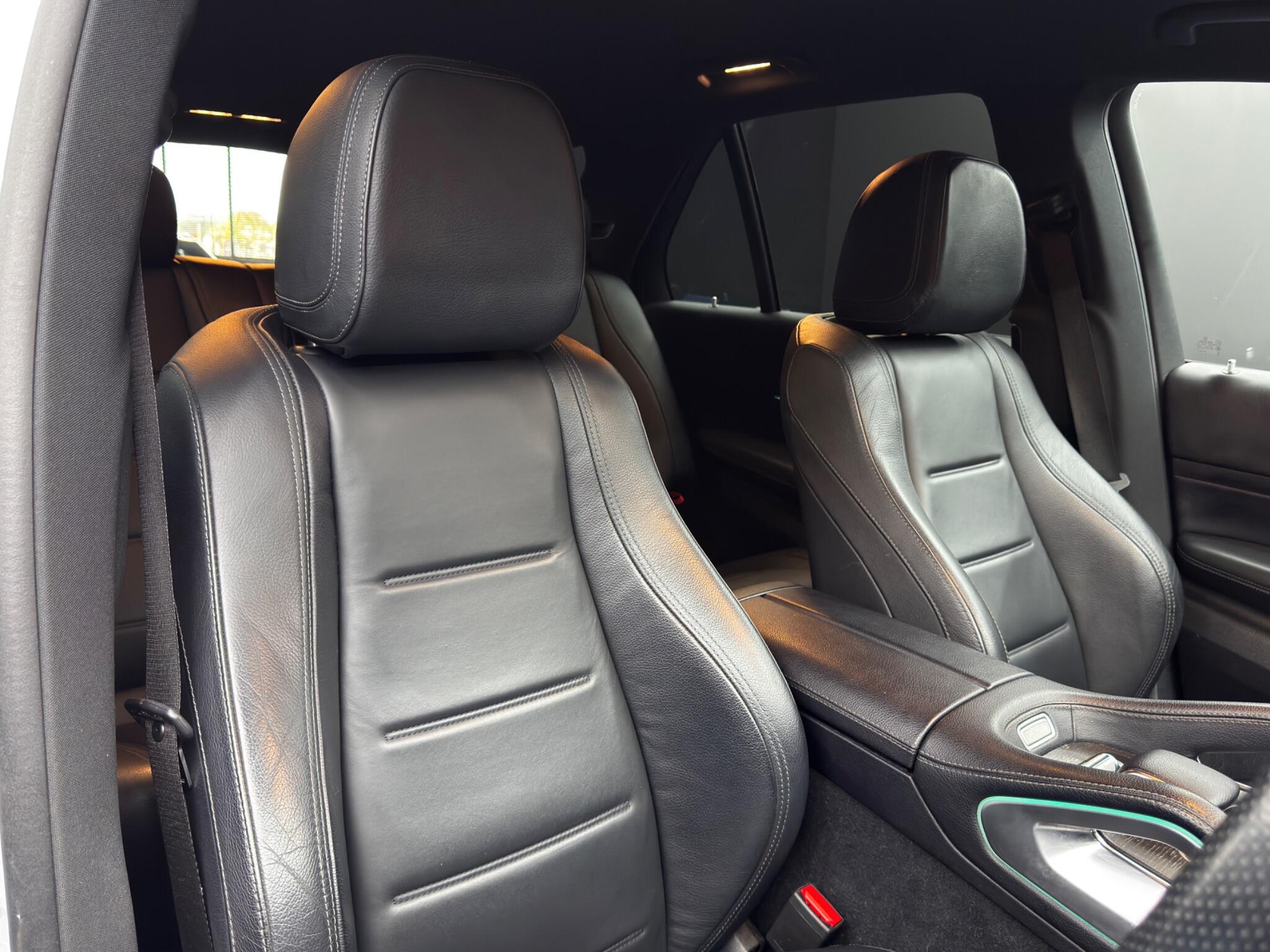 Mercedes-Benz Gle view 12