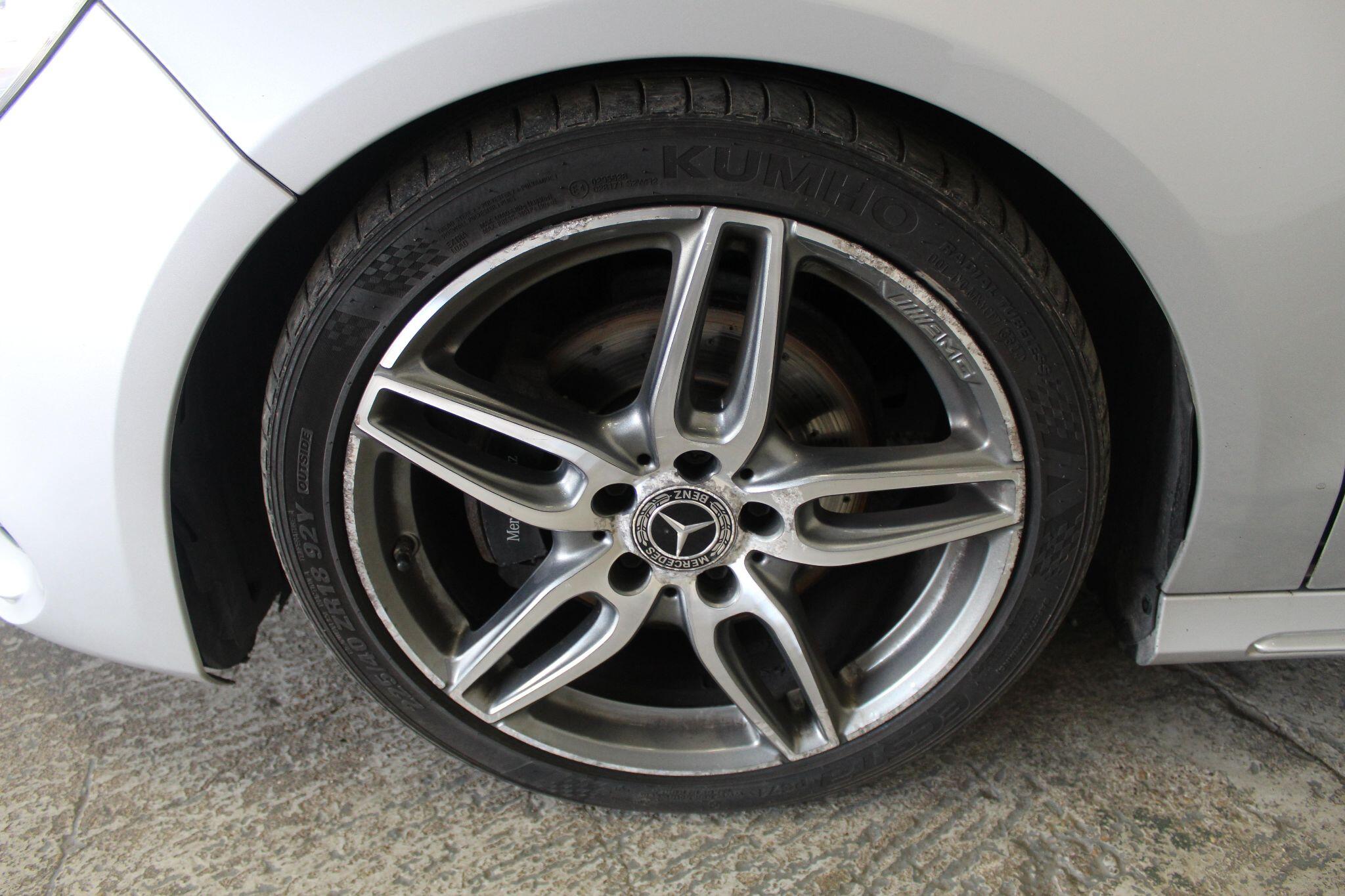 Mercedes-Benz CLA view 57