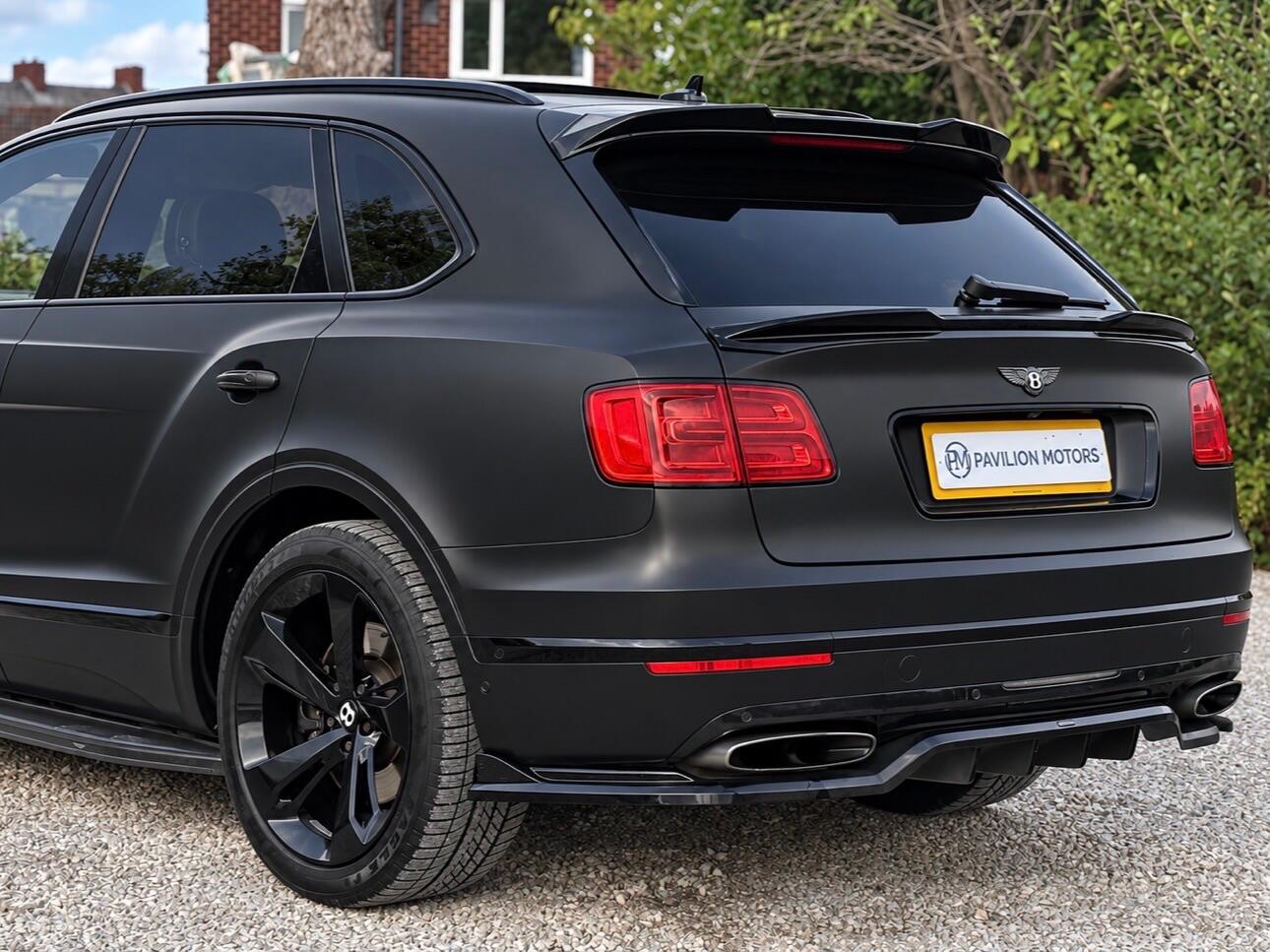 Bentley Bentayga view 77
